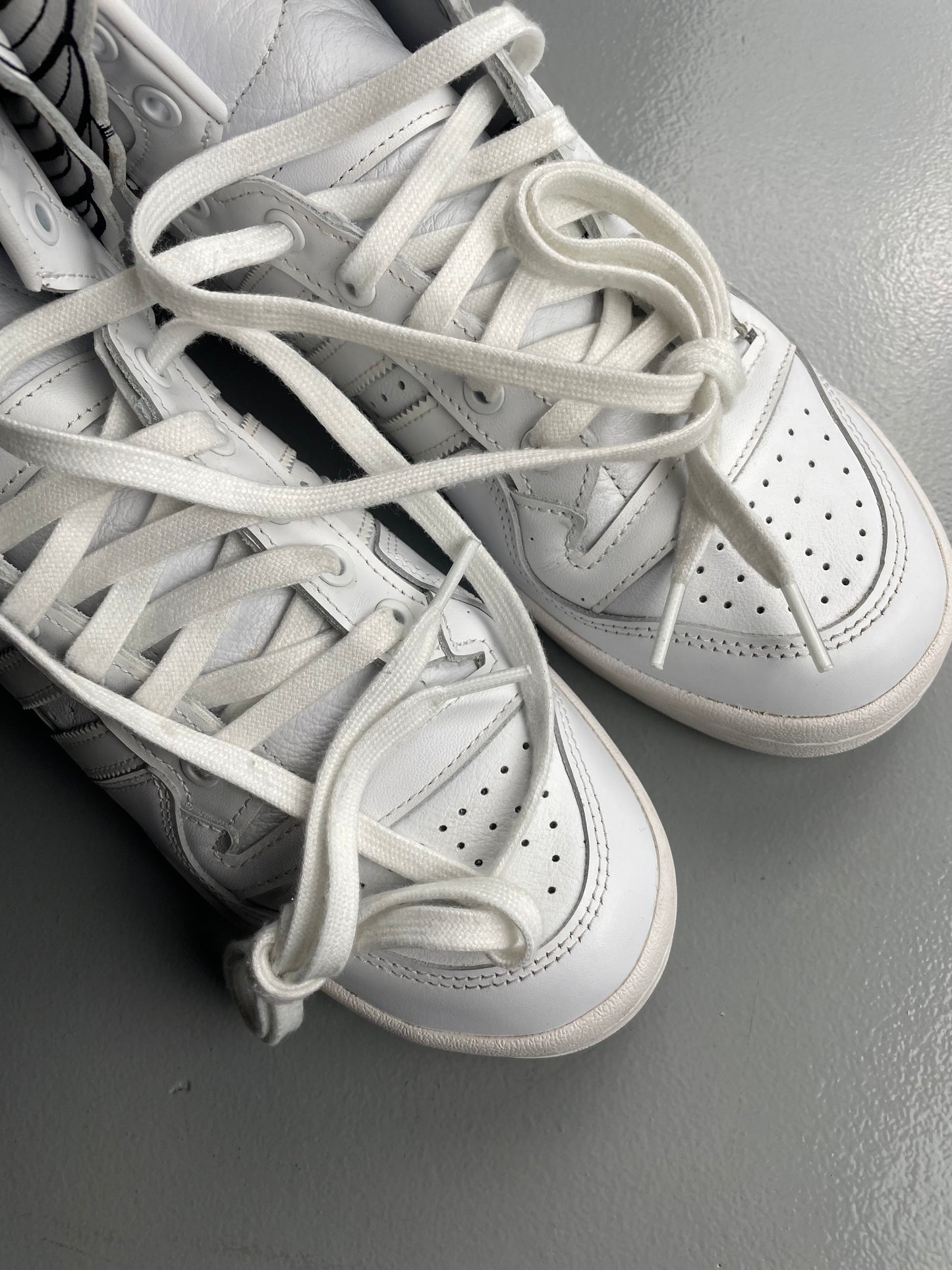 adidas Originals by Jeremy Scott 2022 JS Wings 4.0 (white) - size 42