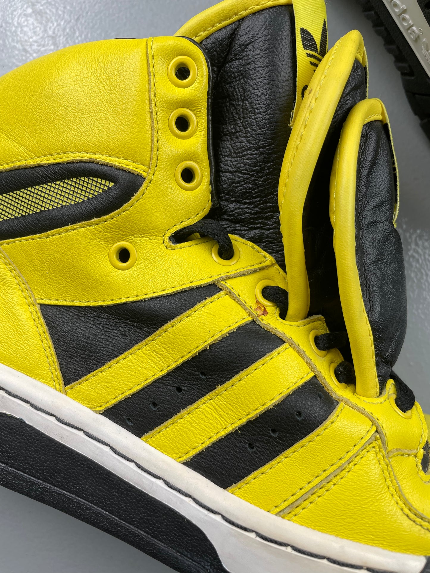 (sample) adidas Originals by Jeremy Scott A/W 2009 JS 3 Tongue - size 42 2/3