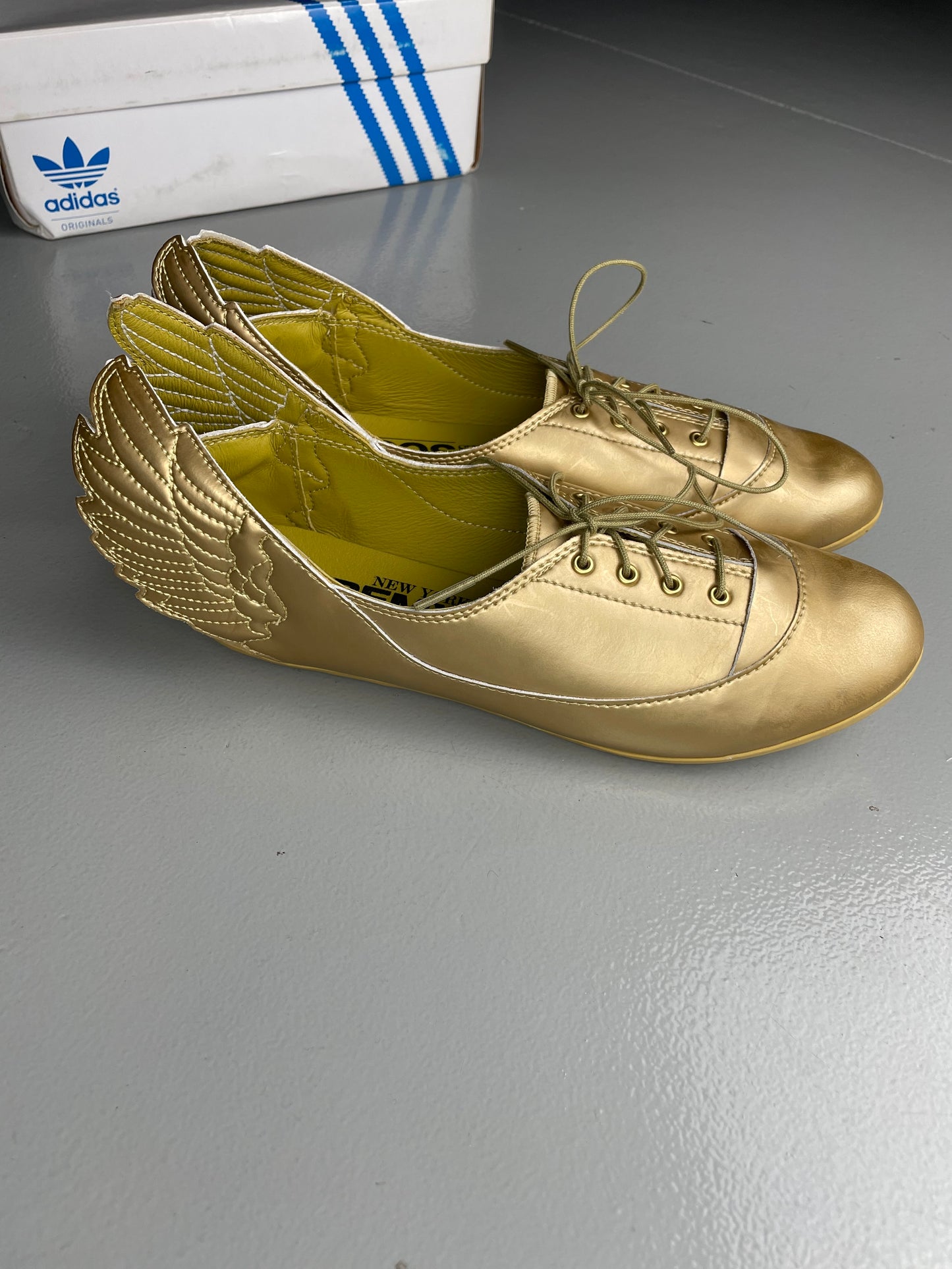 adidas Originals by Jeremy Scott S/S 2014 JS Wings Easy Five Gold - size 38 2/3