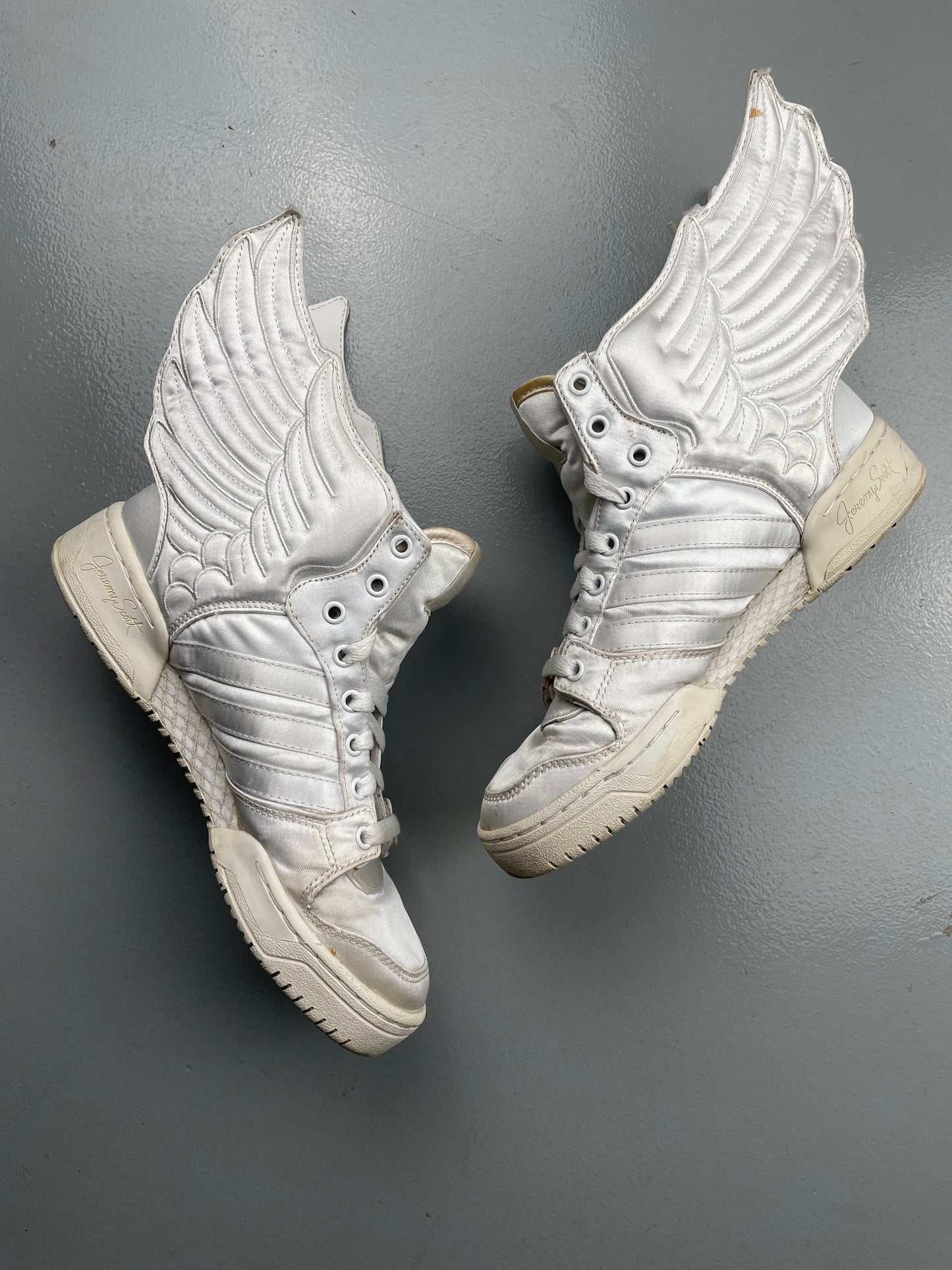 adidas Originals by Jeremy Scott X 2NE1 S/S 2012 JS Wings 2.0 "Satin" - size 36 2/3