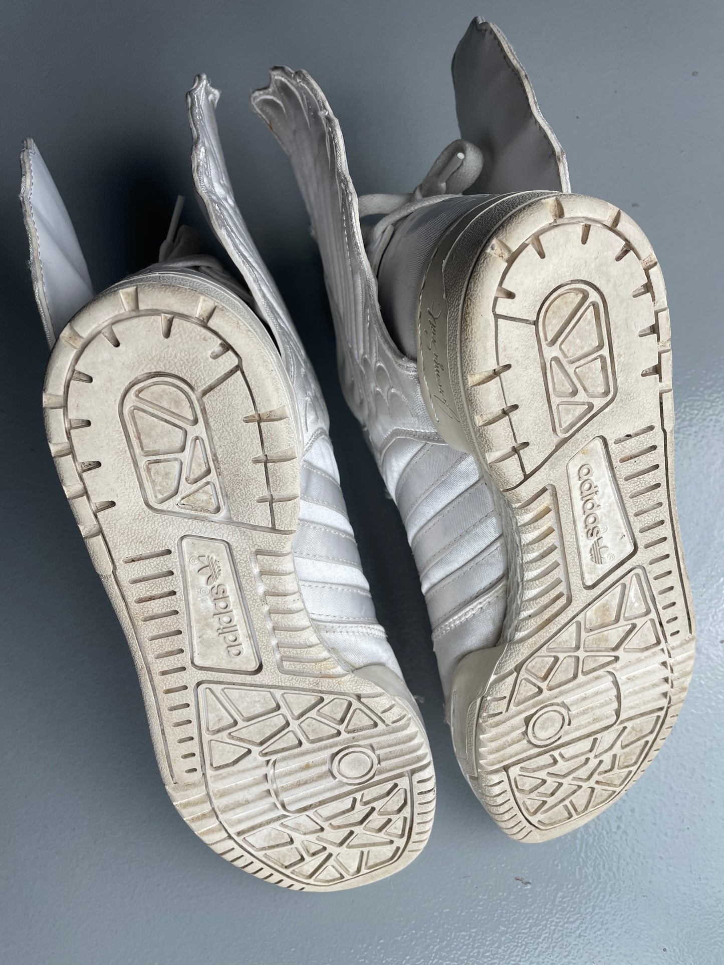 adidas Originals by Jeremy Scott X 2NE1 S/S 2012 JS Wings 2.0 "Satin" - size 36 2/3
