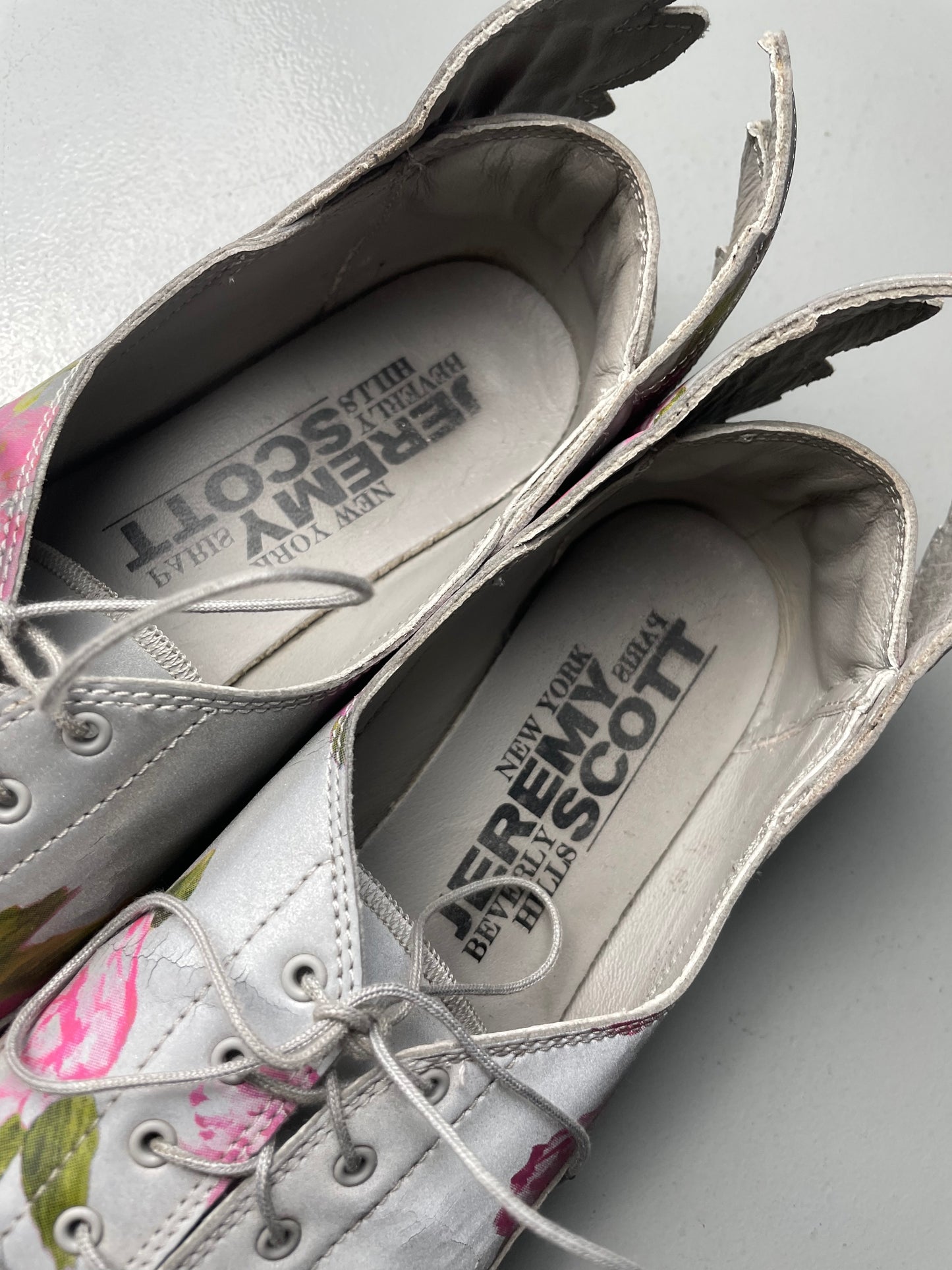 adidas Originals by Jeremy Scott S/S 2015 JS Wings Easy Five Floral - size 41 1/3