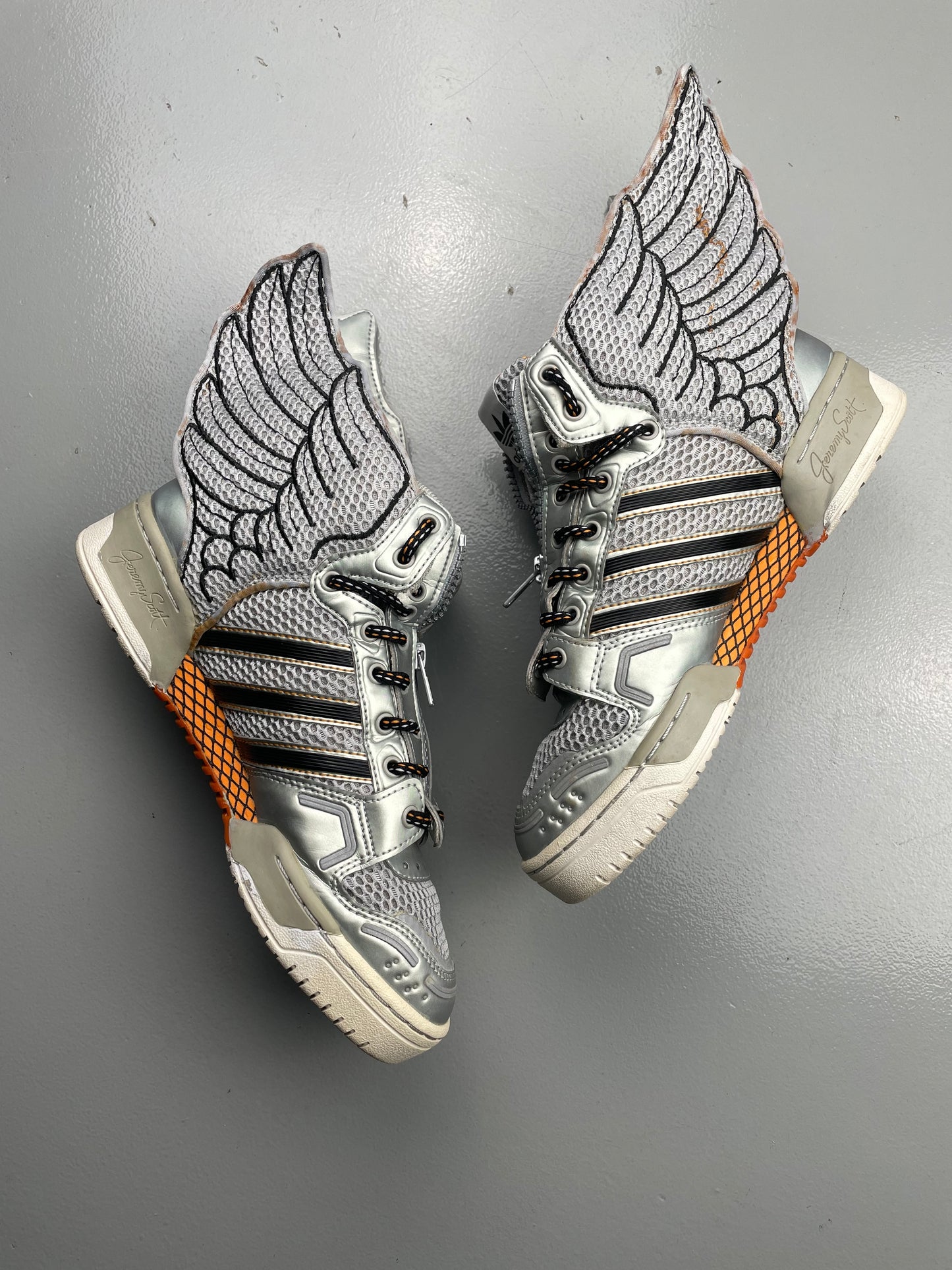 adidas Originals by Jeremy Scott A/W 2012 JS Wings 2.0 (Metallic Silver) - size 39 1/3