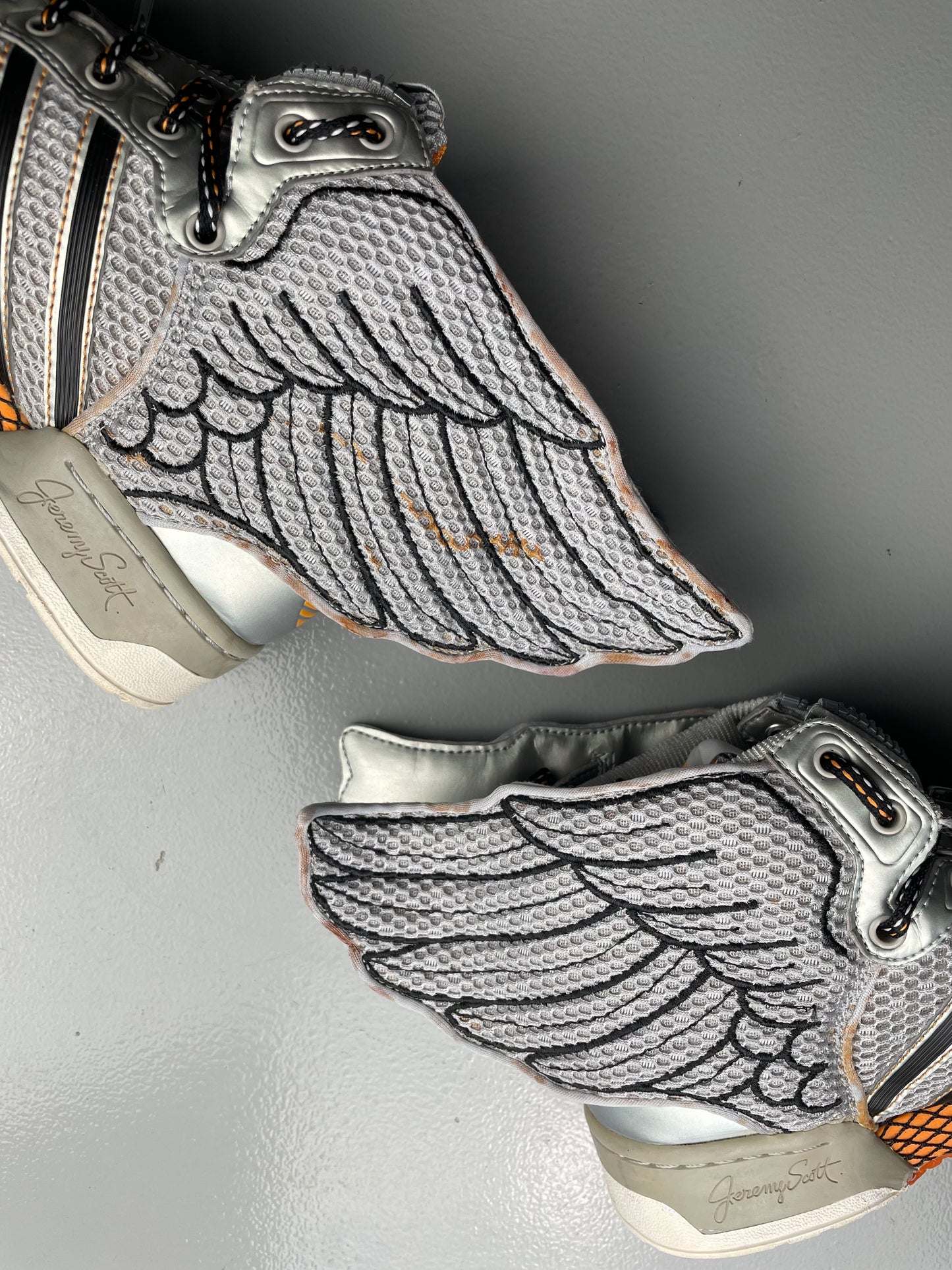 adidas Originals by Jeremy Scott A/W 2012 JS Wings 2.0 (Metallic Silver) - size 39 1/3