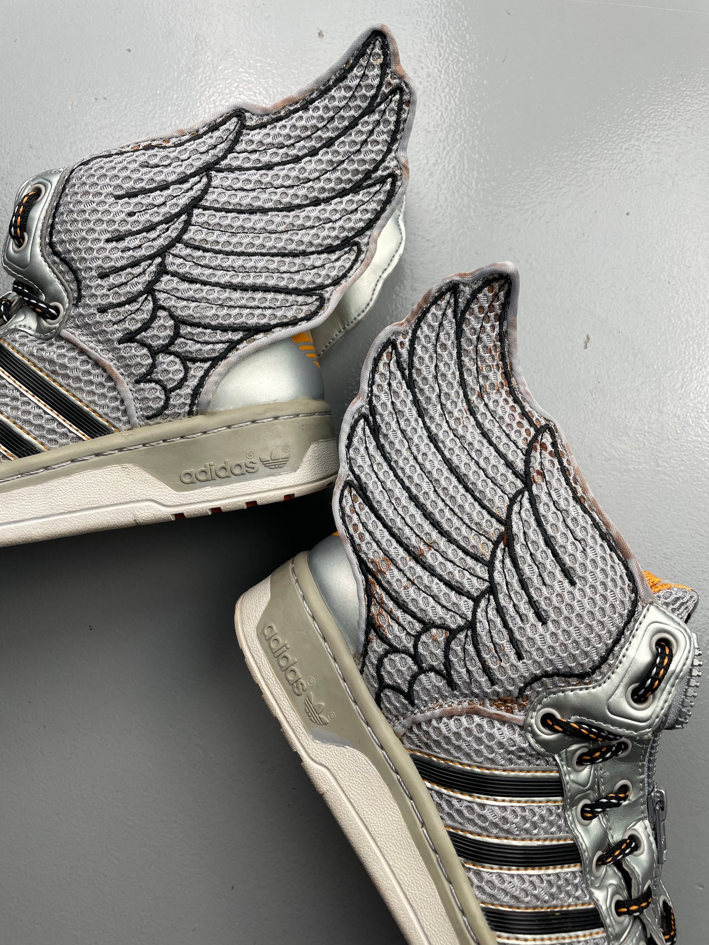 adidas Originals by Jeremy Scott A/W 2012 JS Wings 2.0 (Metallic Silver) - size 39 1/3
