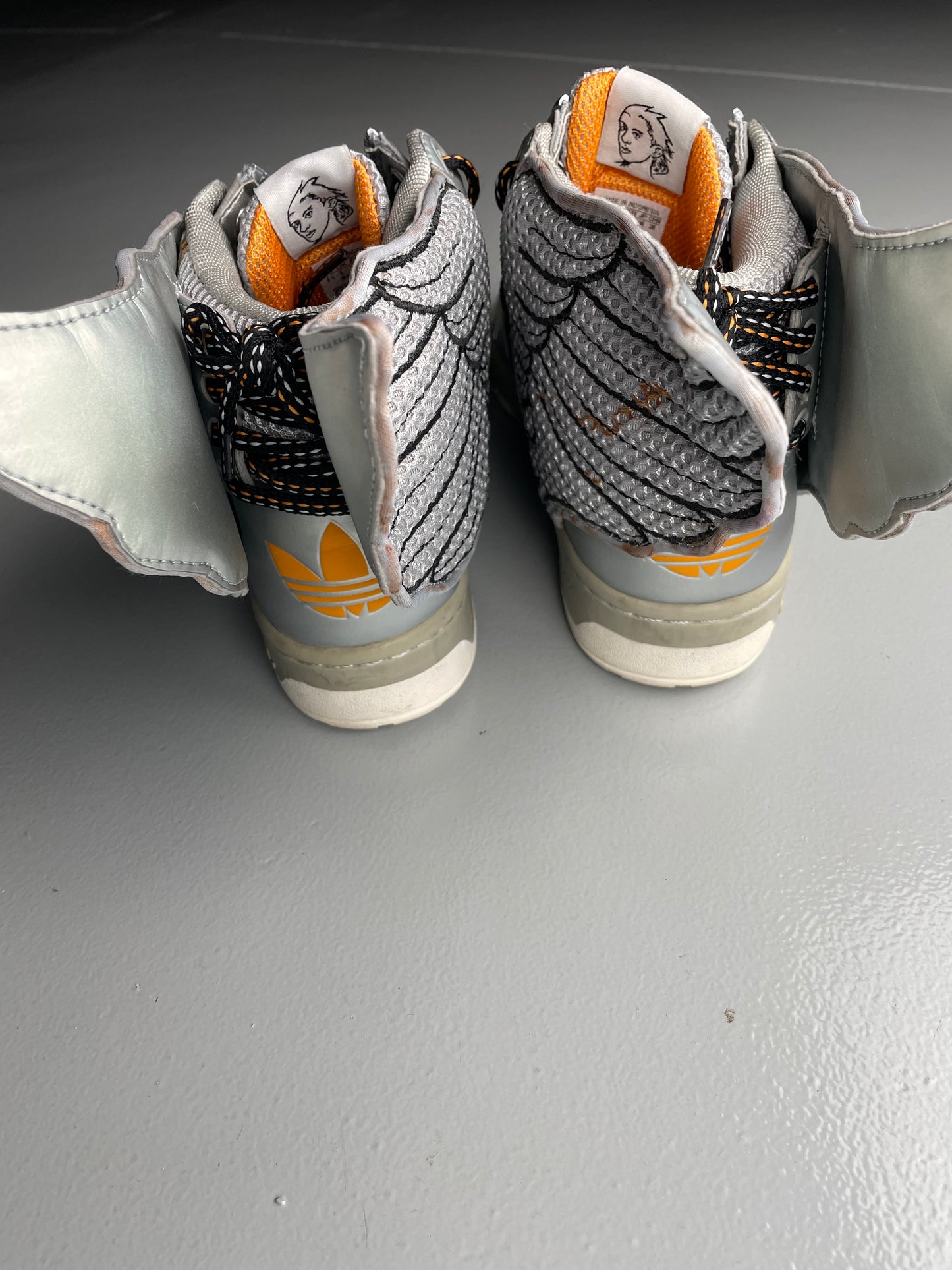 adidas Originals by Jeremy Scott A/W 2012 JS Wings 2.0 (Metallic Silver) - size 39 1/3