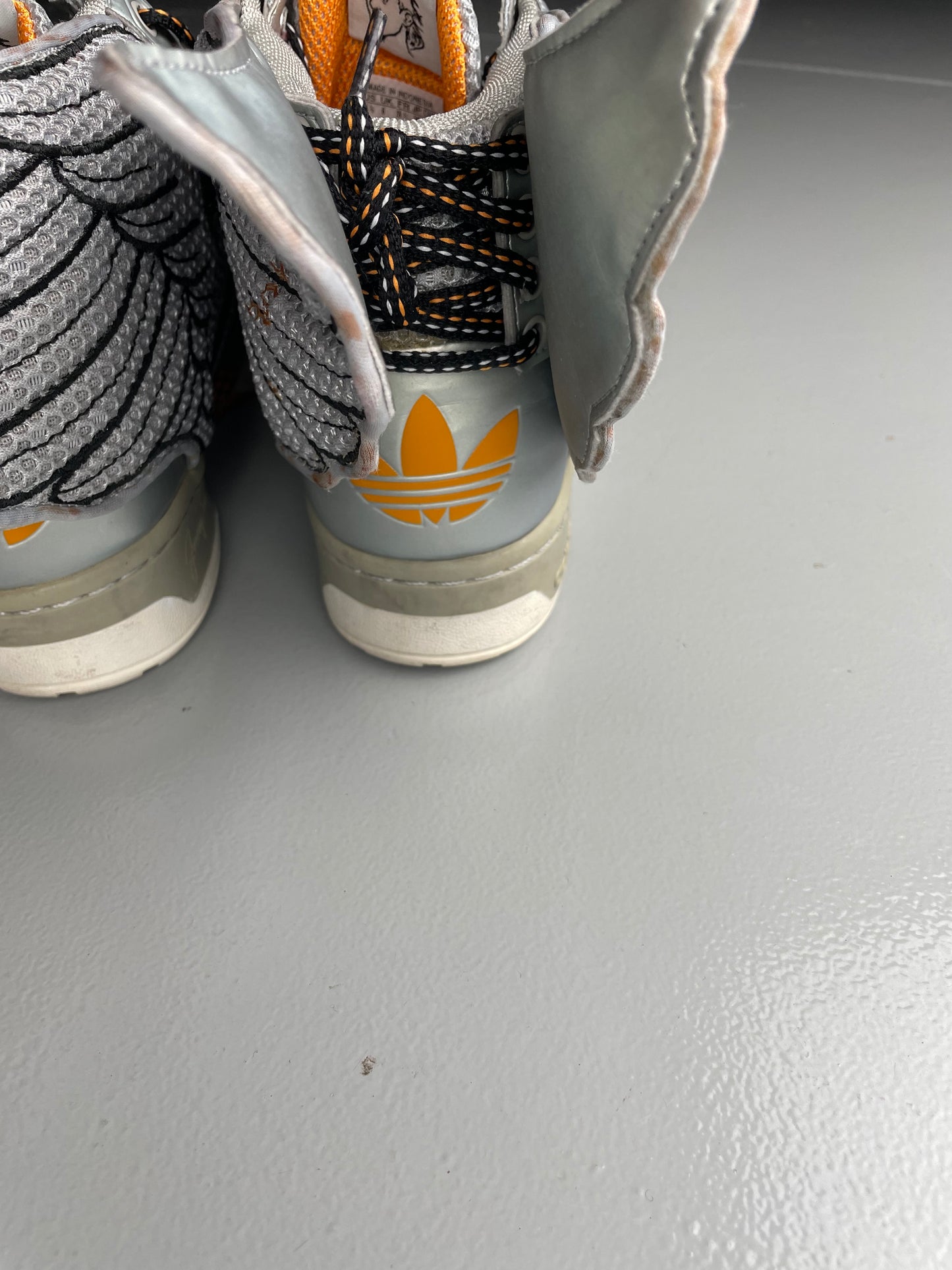 adidas Originals by Jeremy Scott A/W 2012 JS Wings 2.0 (Metallic Silver) - size 39 1/3