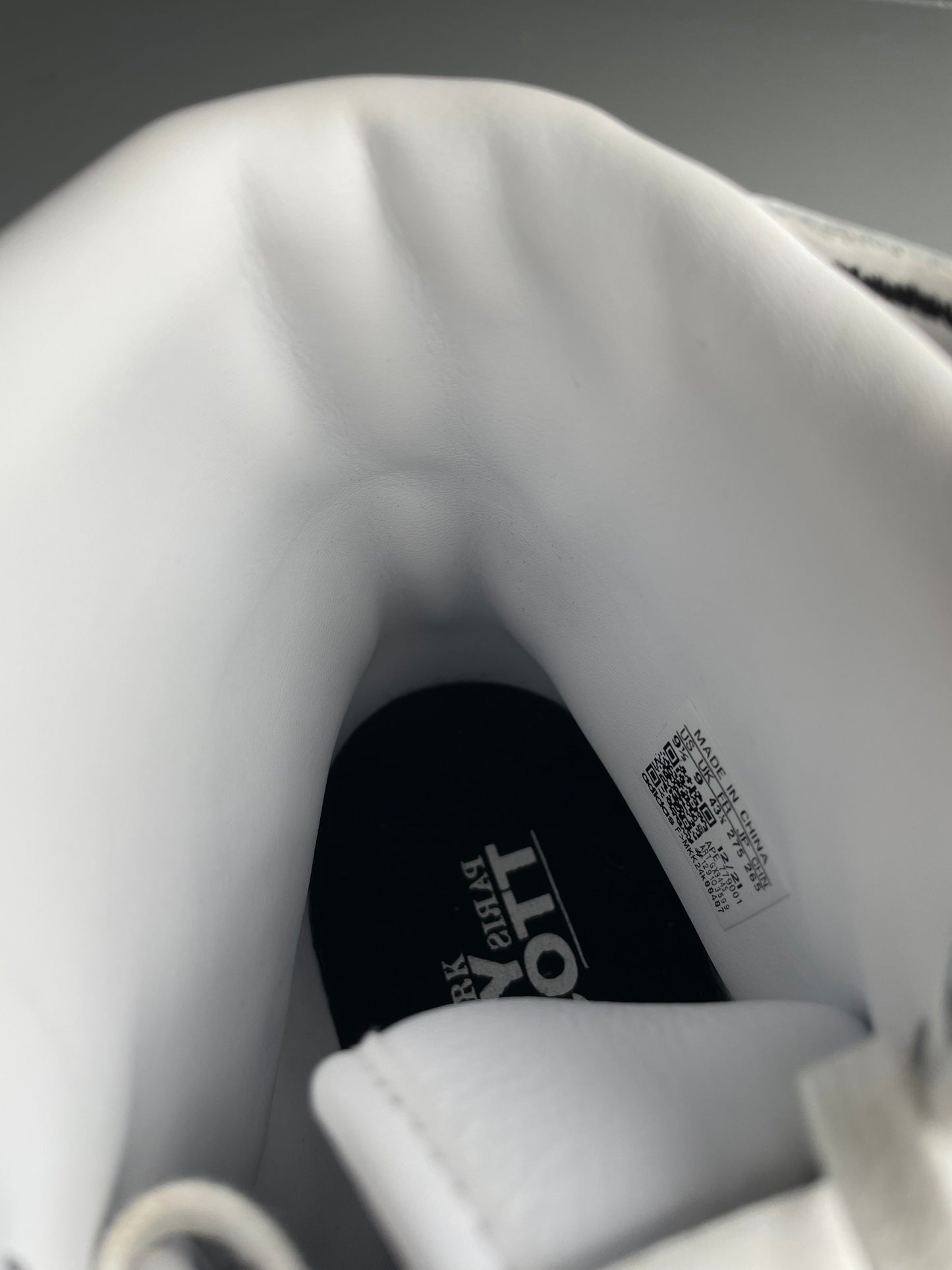 adidas Originals by Jeremy Scott 2022 JS Wings 4.0 (white) - size 43 1/3