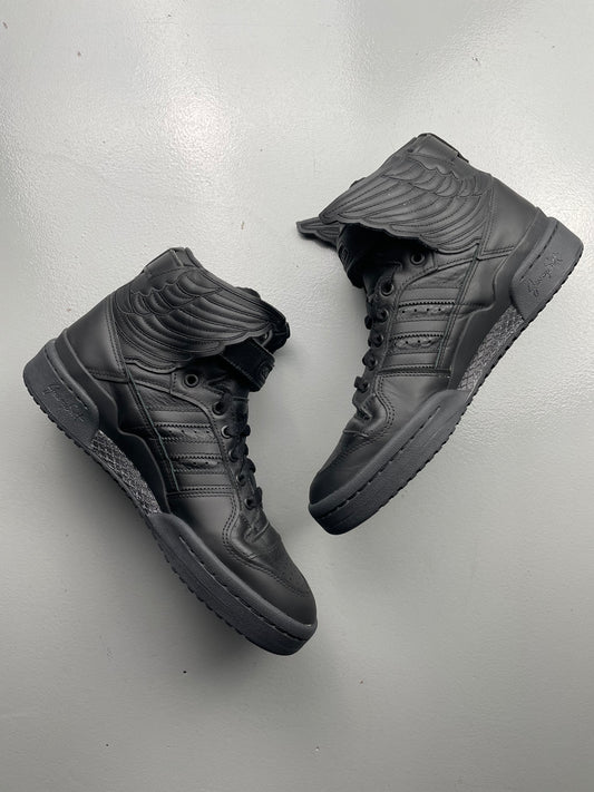 adidas Originals by Jeremy Scott 2022 JS Wings 4.0 (black) - size 42 2/3