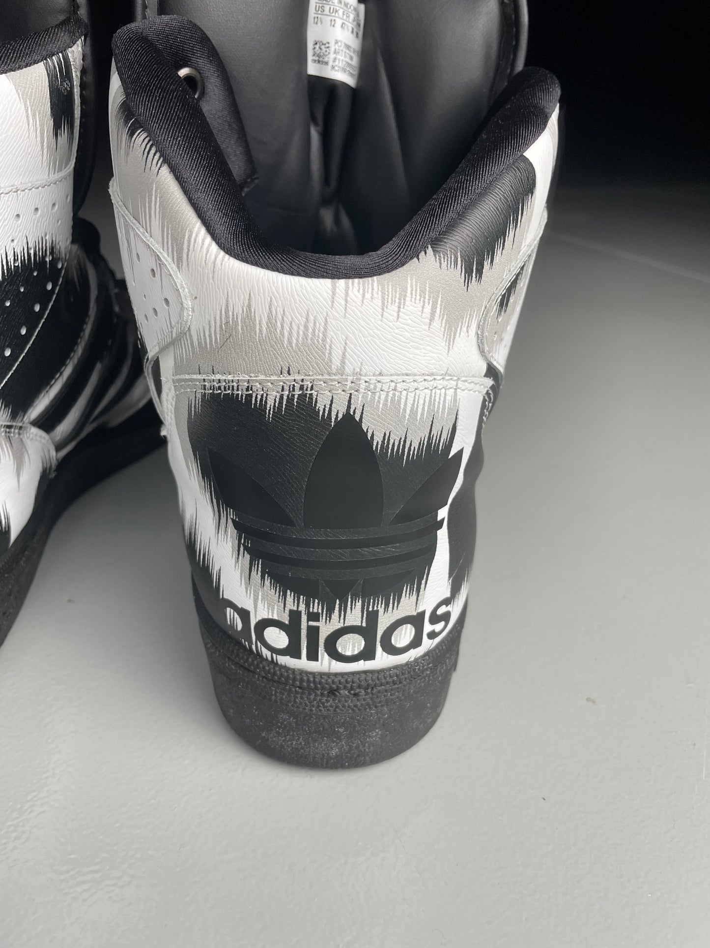 adidas Originals by Jeremy Scott A/W 2015 Instinct Hi G Leo - size 47 1/3