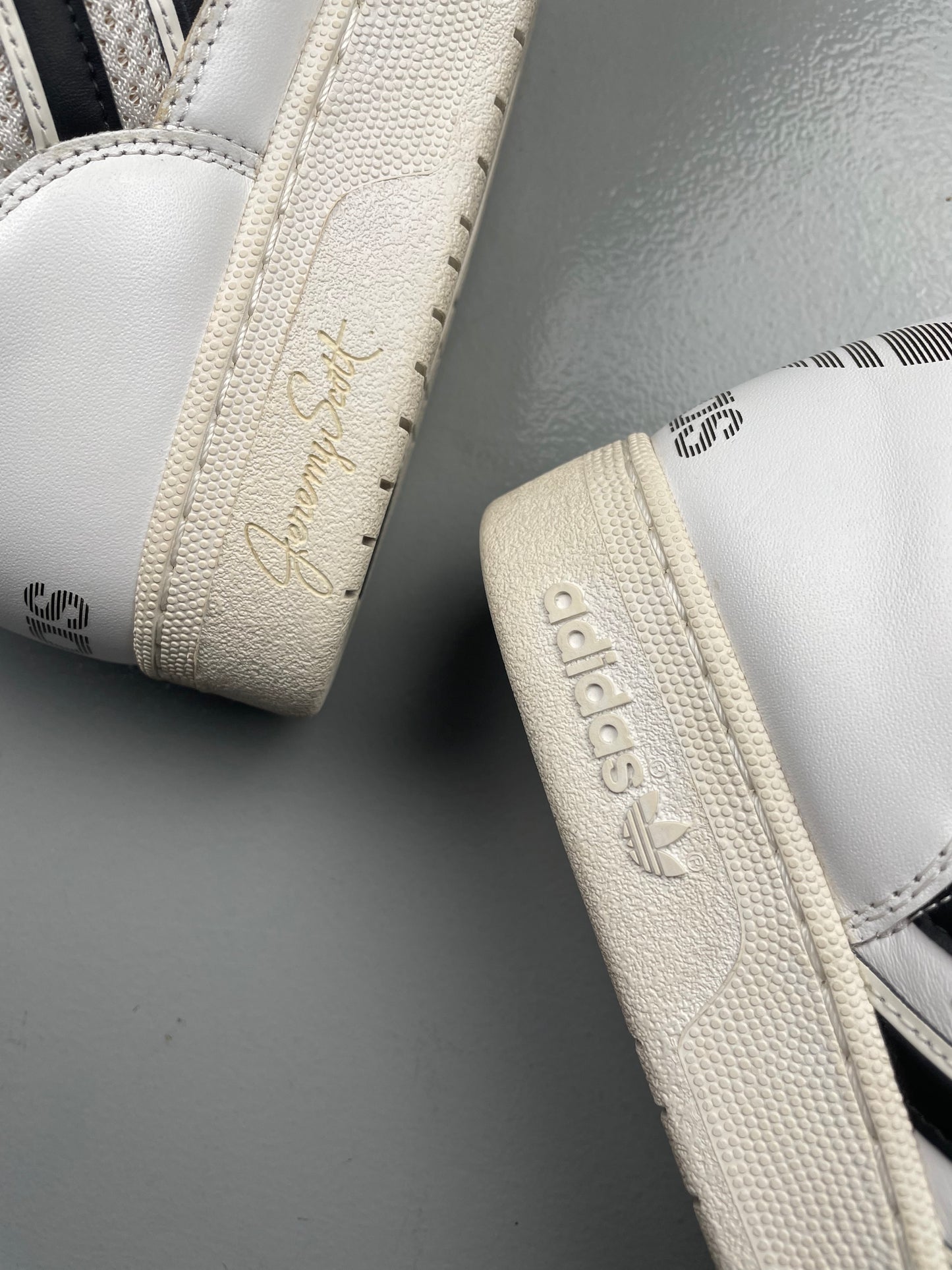 adidas Originals by Jeremy Scott S/S 2012 JS Instinct Hi (white) - size 42 2/3