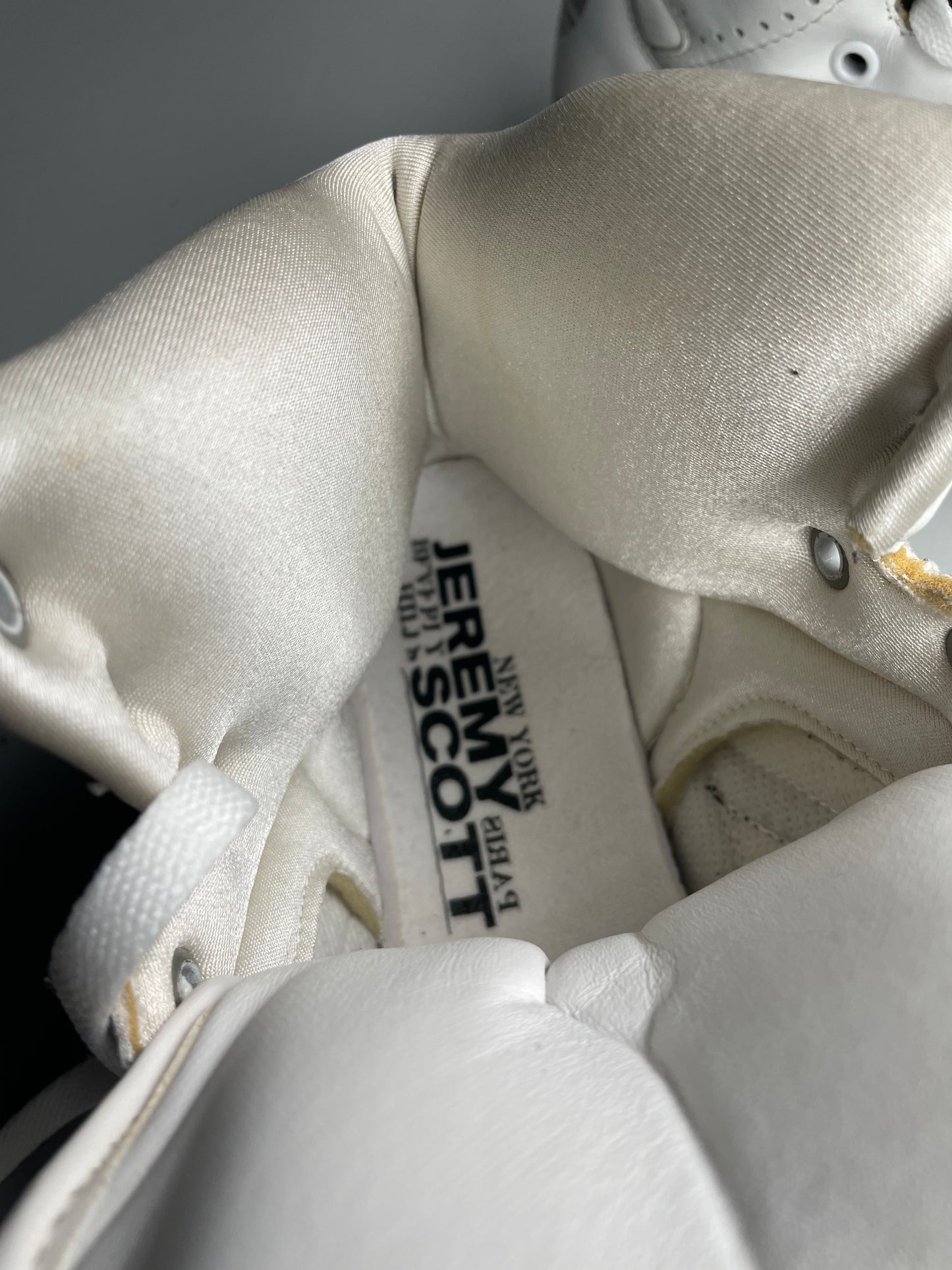 adidas Originals by Jeremy Scott S/S 2012 JS Instinct Hi (white) - size 42 2/3