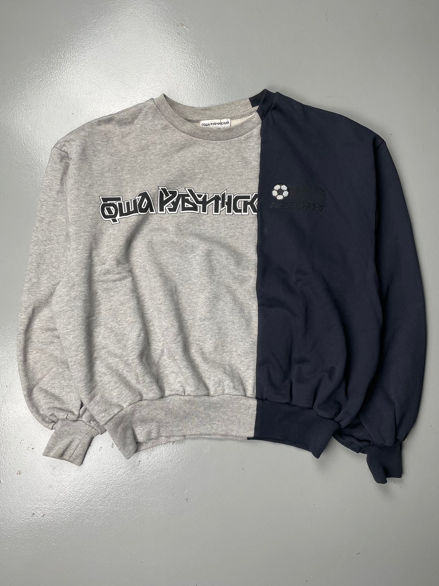 Gosha Rubchinskiy S/S 2018 split crewneck (grey/navy) - size XS