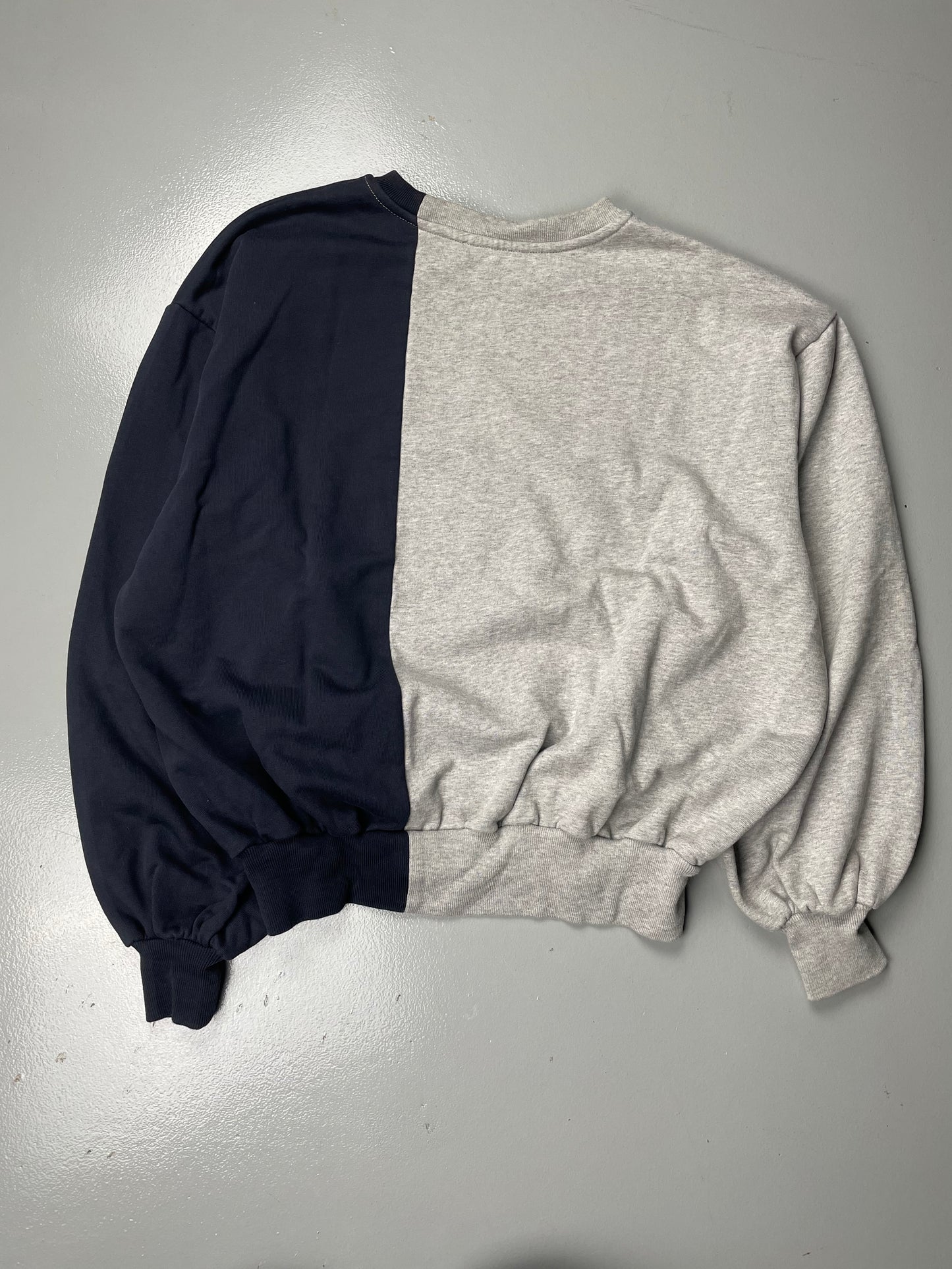 Gosha Rubchinskiy S/S 2018 split crewneck (grey/navy) - size XS