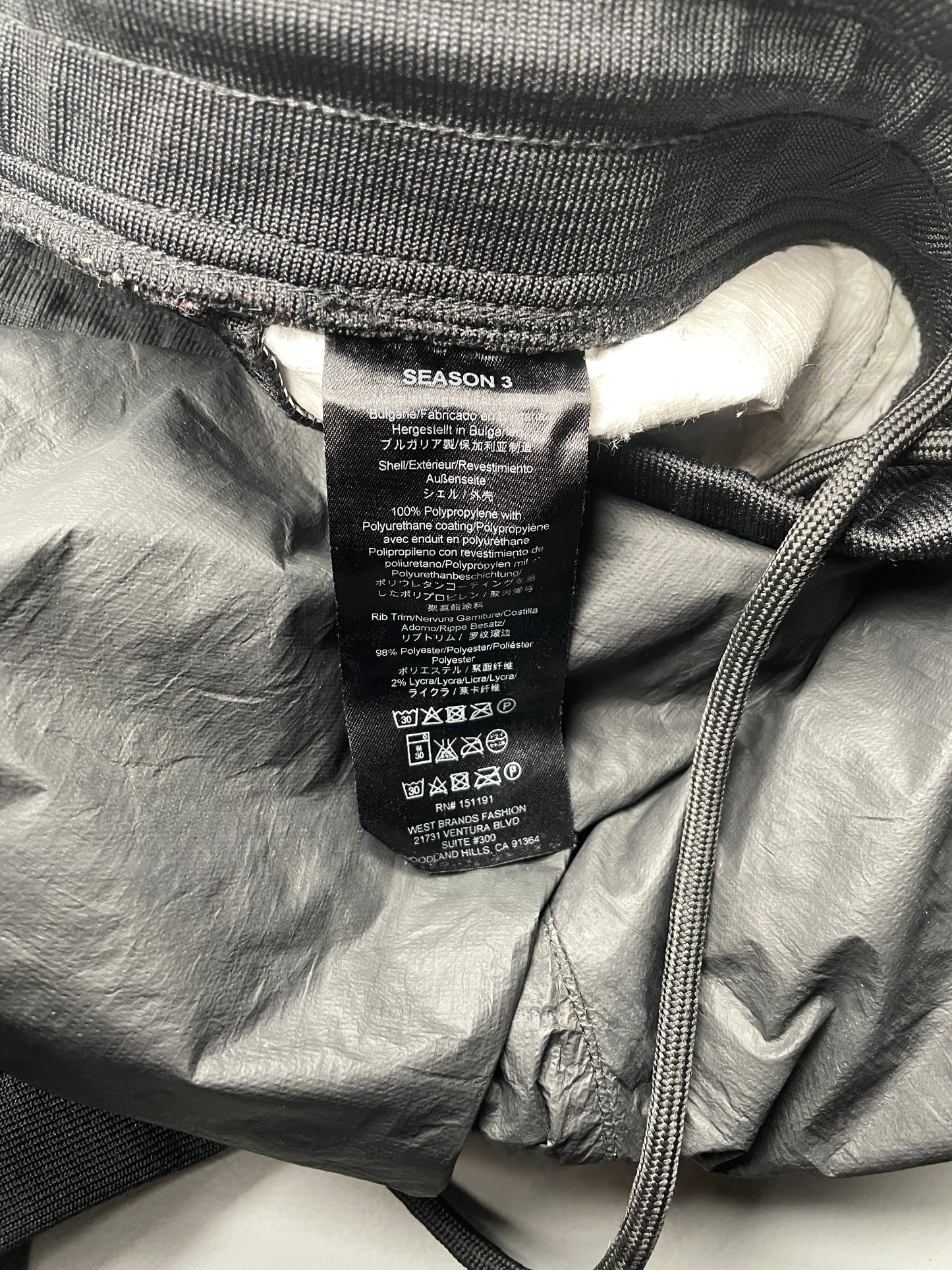 YEEZY Season 3 men's True Onyx Tyvek Joggers - size L