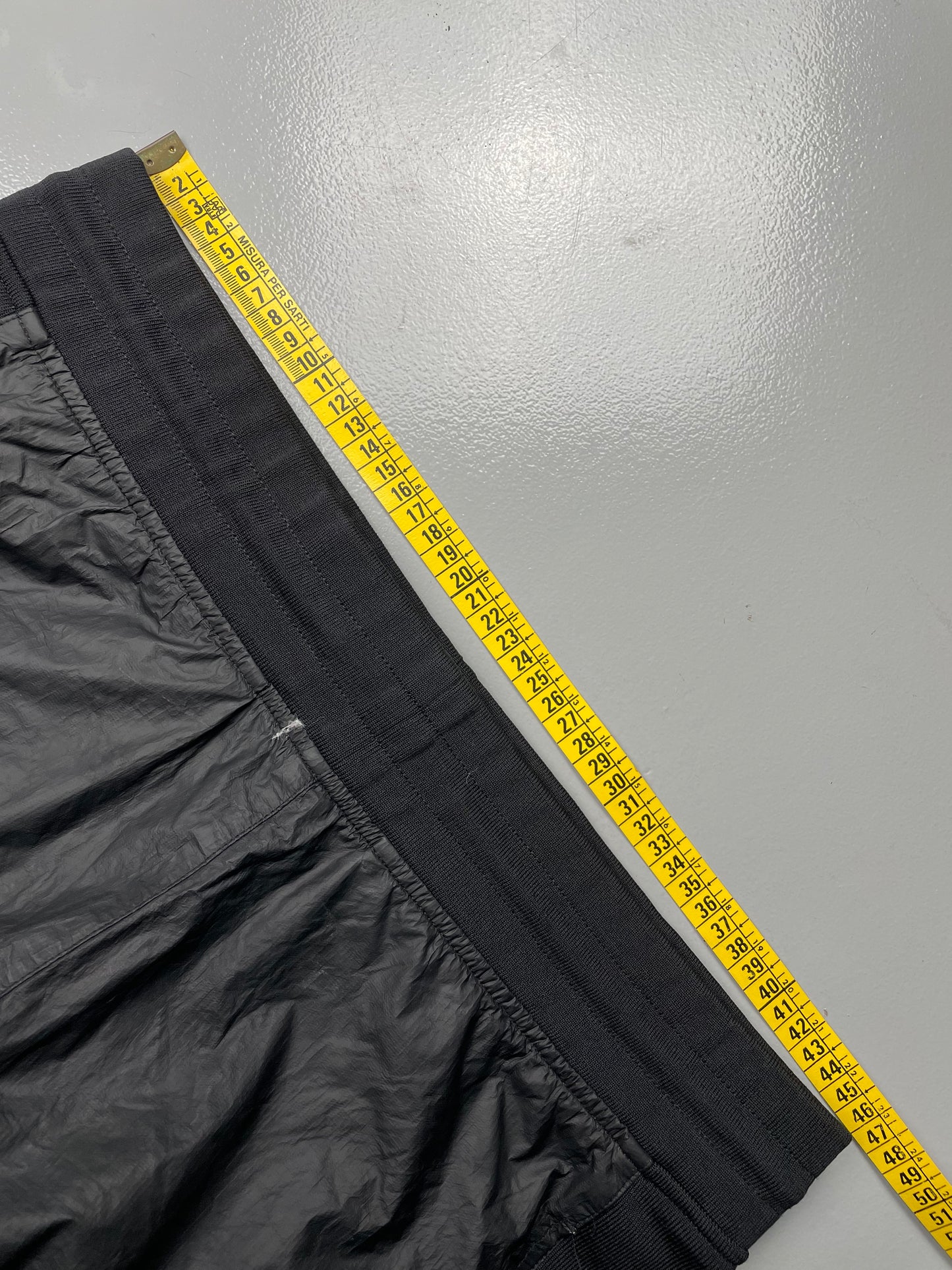 YEEZY Season 3 men's True Onyx Tyvek Joggers - size L