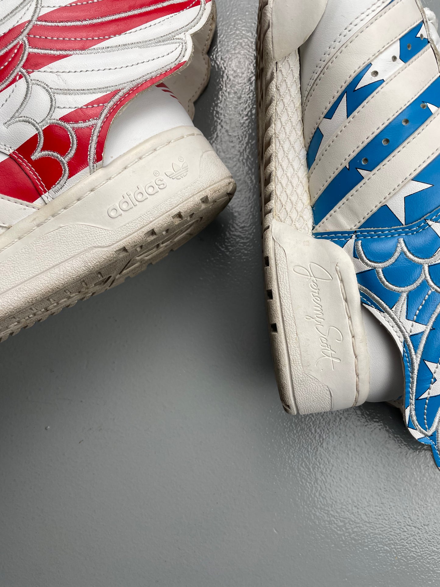 adidas Originals by Jeremy Scott S/S 2012 JS Wings 2.0 "Stars & Stripes" - size 42 2/3