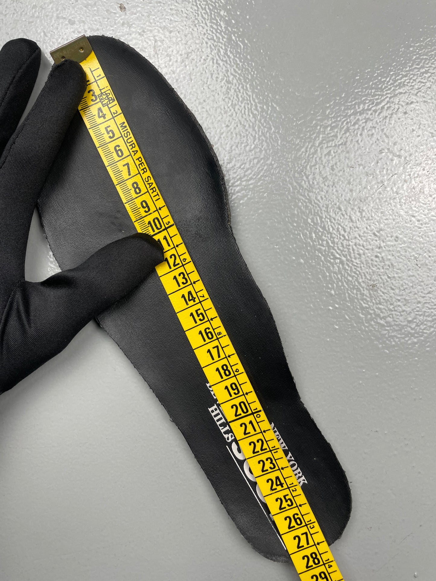 adidas Originals by Jeremy Scott A/W 2009 JS Wings (black) - size 42 2/3