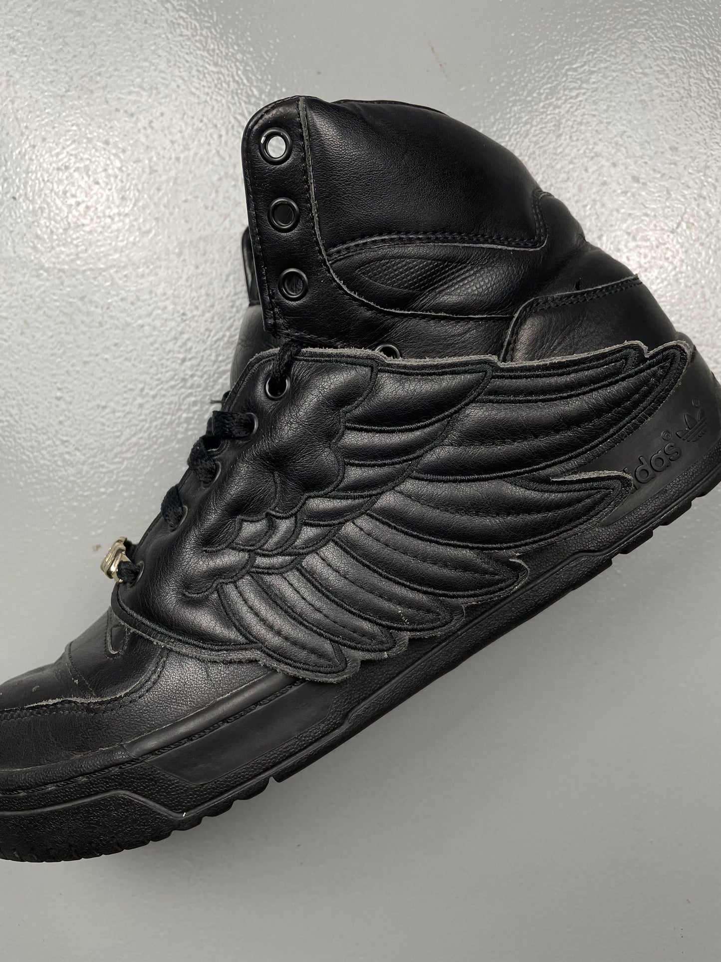 adidas Originals by Jeremy Scott A/W 2009 JS Wings (black) - size 42 2/3