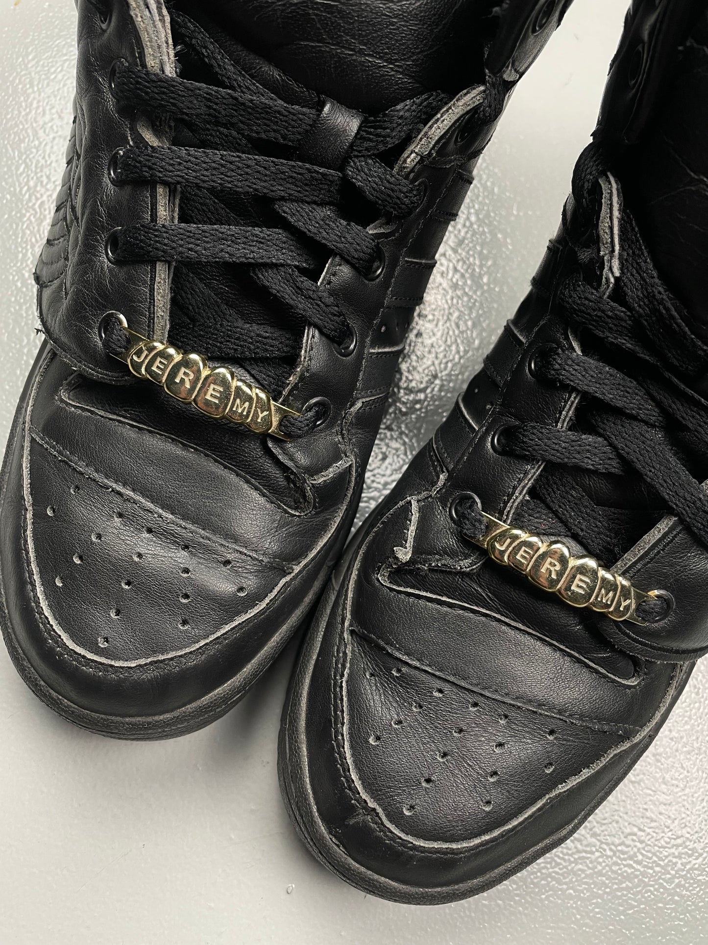 adidas Originals by Jeremy Scott A/W 2009 JS Wings (black) - size 42 2/3