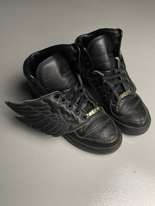 adidas Originals by Jeremy Scott A/W 2009 JS Wings (black) - size 42 2/3