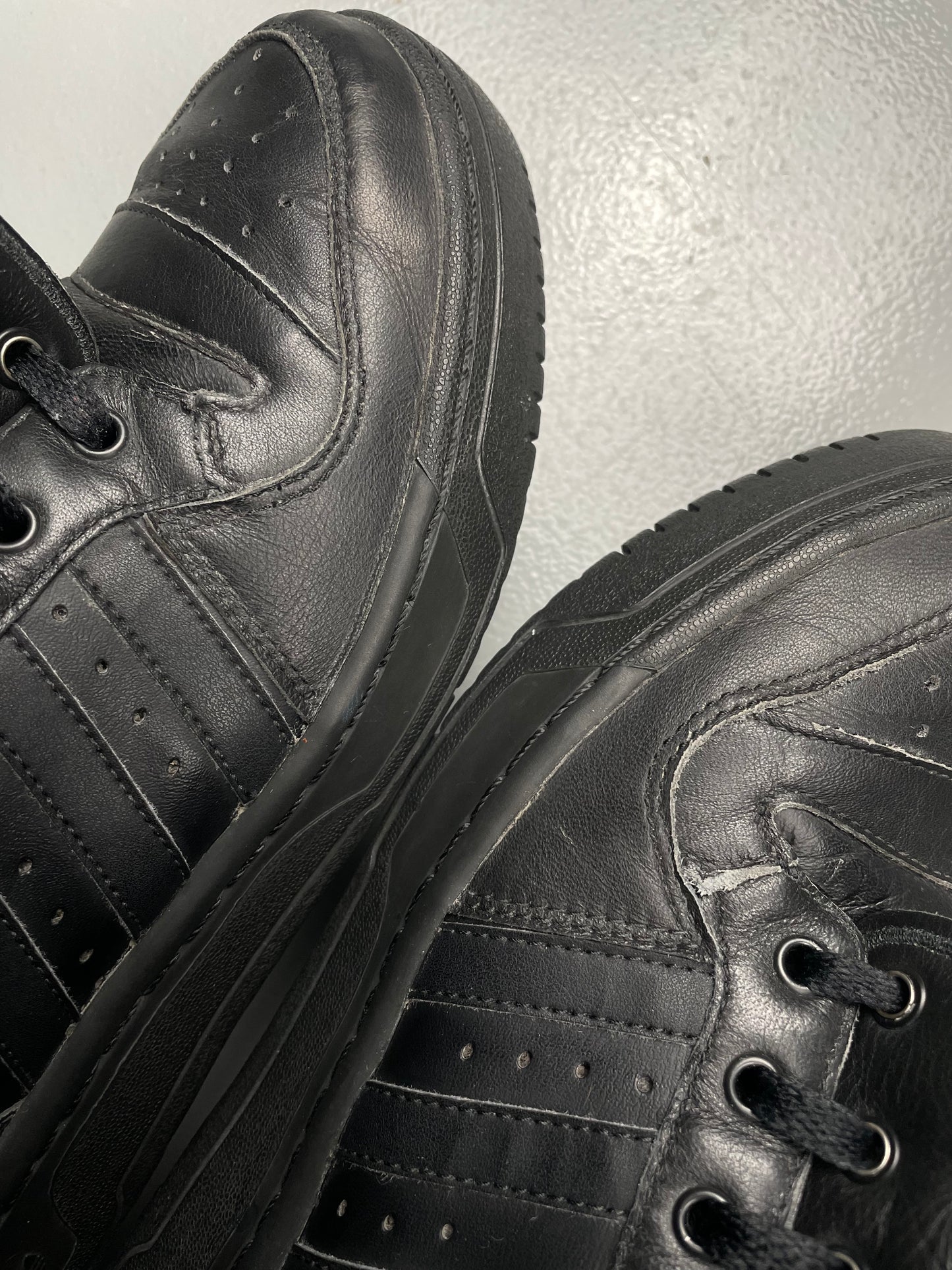 adidas Originals by Jeremy Scott A/W 2009 JS Wings (black) - size 42 2/3