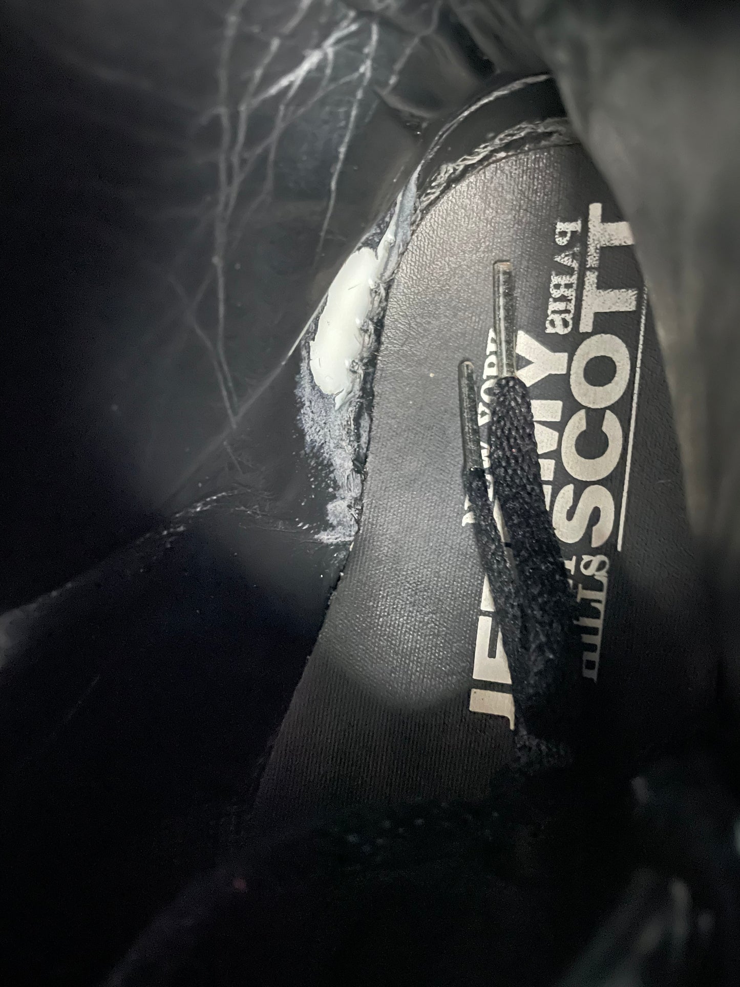 adidas Originals by Jeremy Scott A/W 2009 JS Wings (black) - size 42 2/3