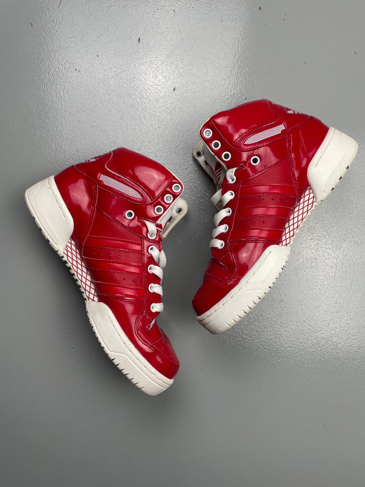 2012 adidas Originals Metro Attitude Logo Heart (red) - size 36