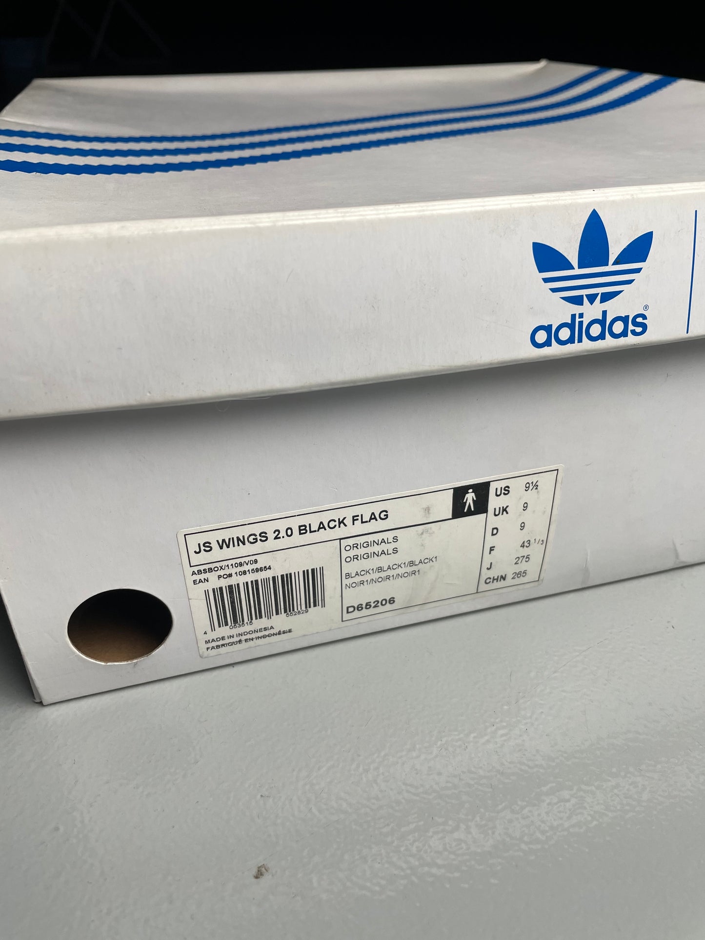 adidas Originals by Jeremy Scott X A$AP Rocky 2013 JS Wings 2.0 Black Flag - size 43 1/3