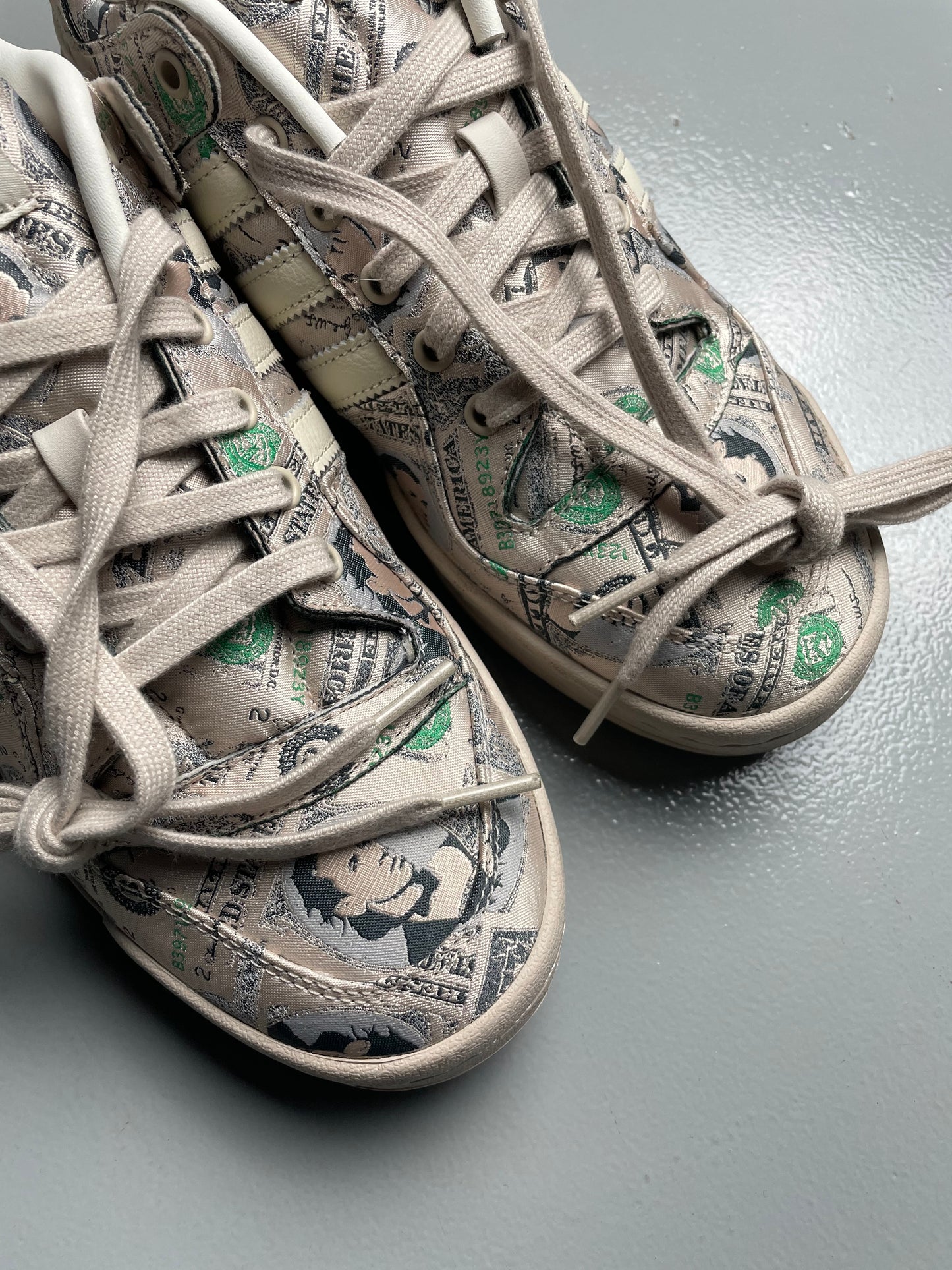 2021 adidas Originals by Jeremy Scott JS Forum Money Lo (no wings) - size 42 2/3