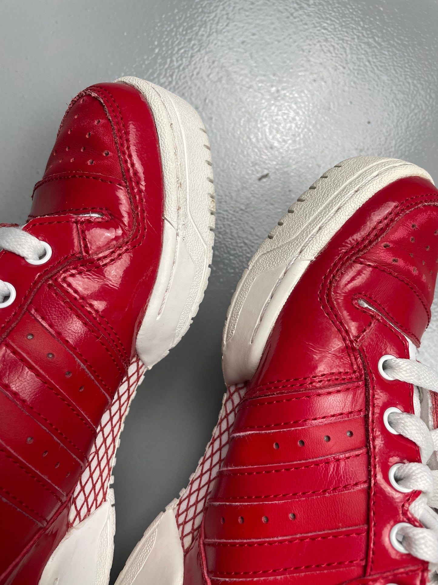 2012 adidas Originals Metro Attitude Logo Heart (red) - size 36 2/3
