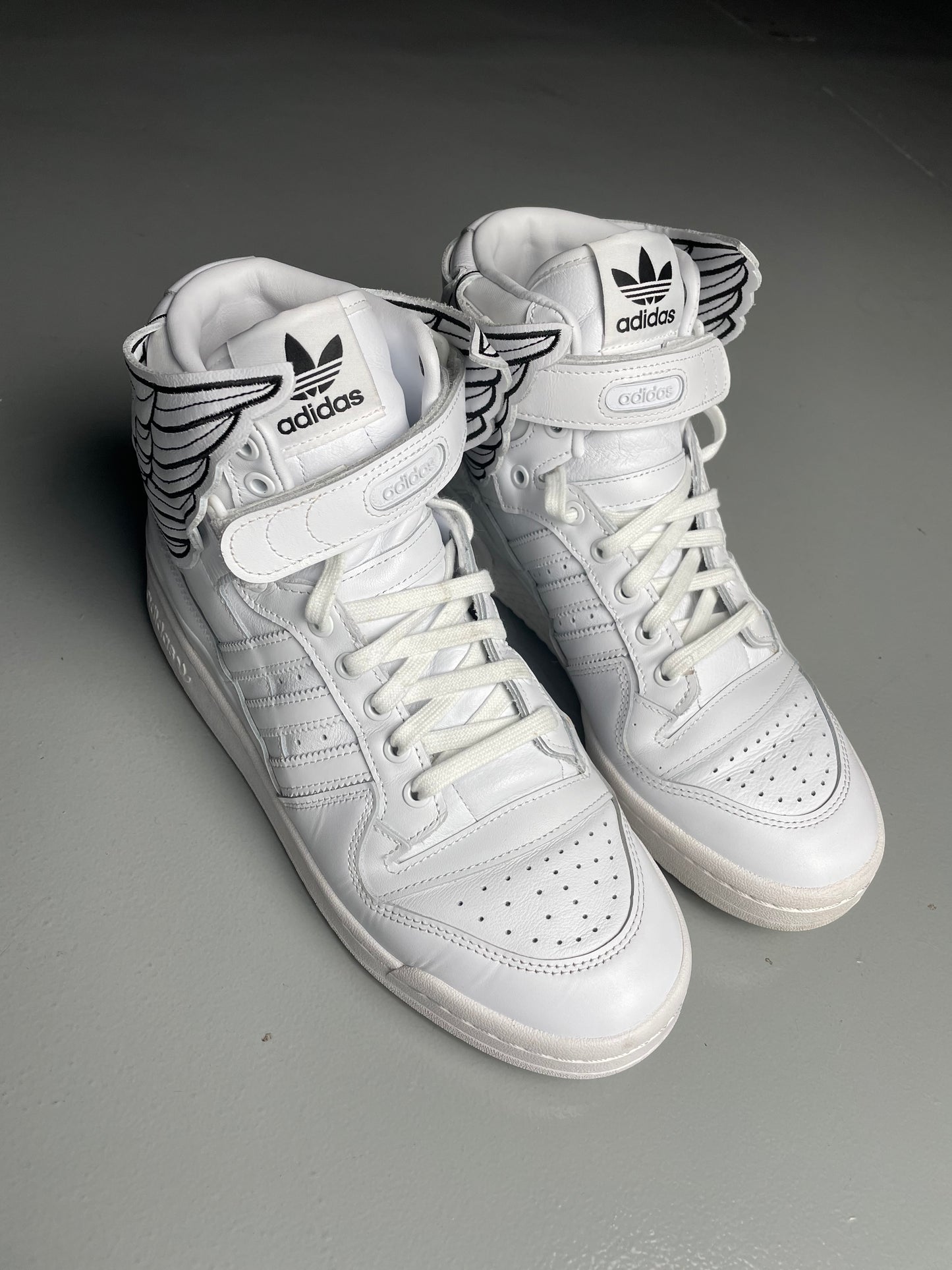 adidas Originals by Jeremy Scott 2022 JS Wings 4.0 (white) - size 44