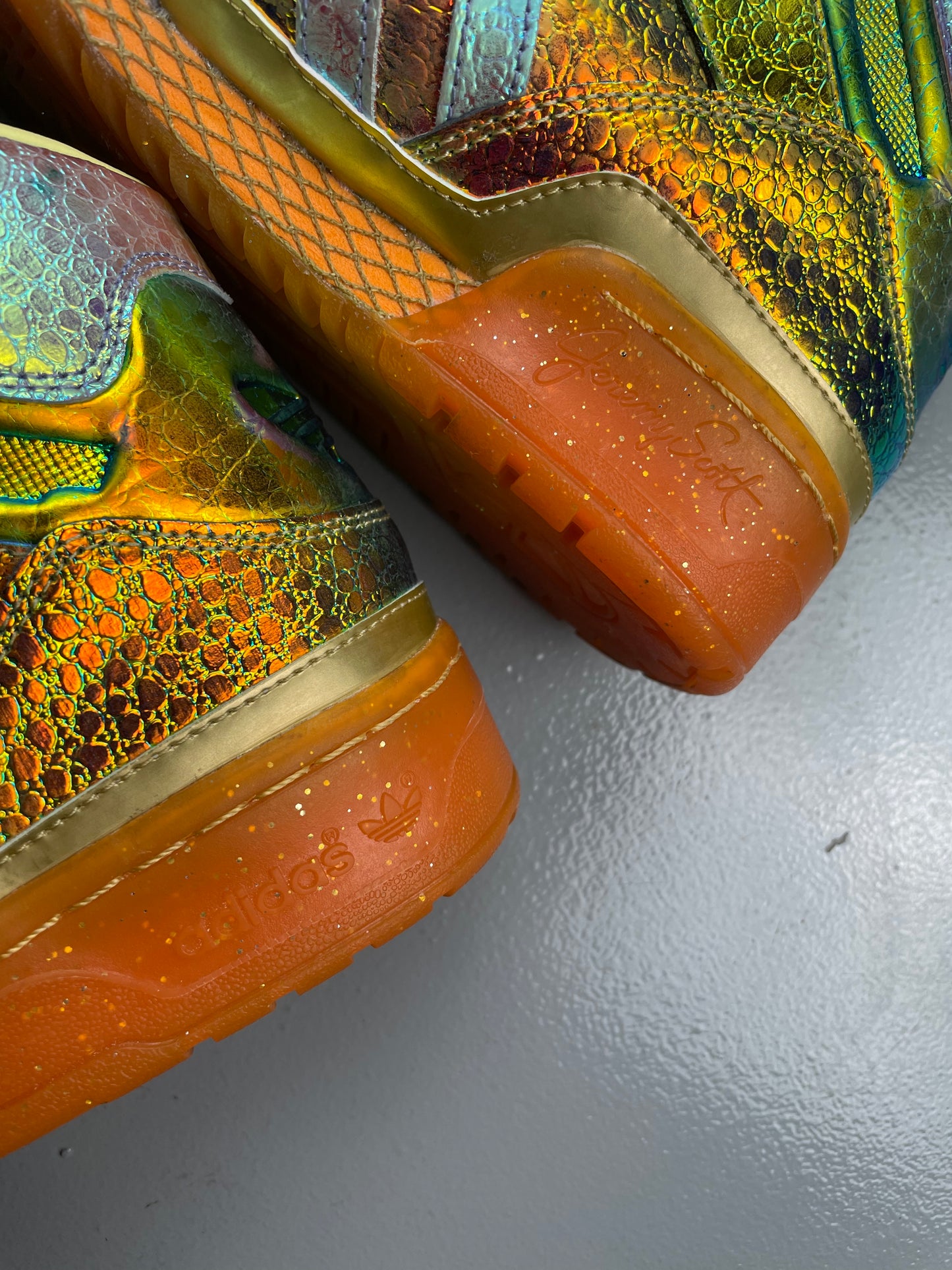 adidas Originals by Jeremy Scott S/S 2014 JS Wings "Gold Foil" - size 40