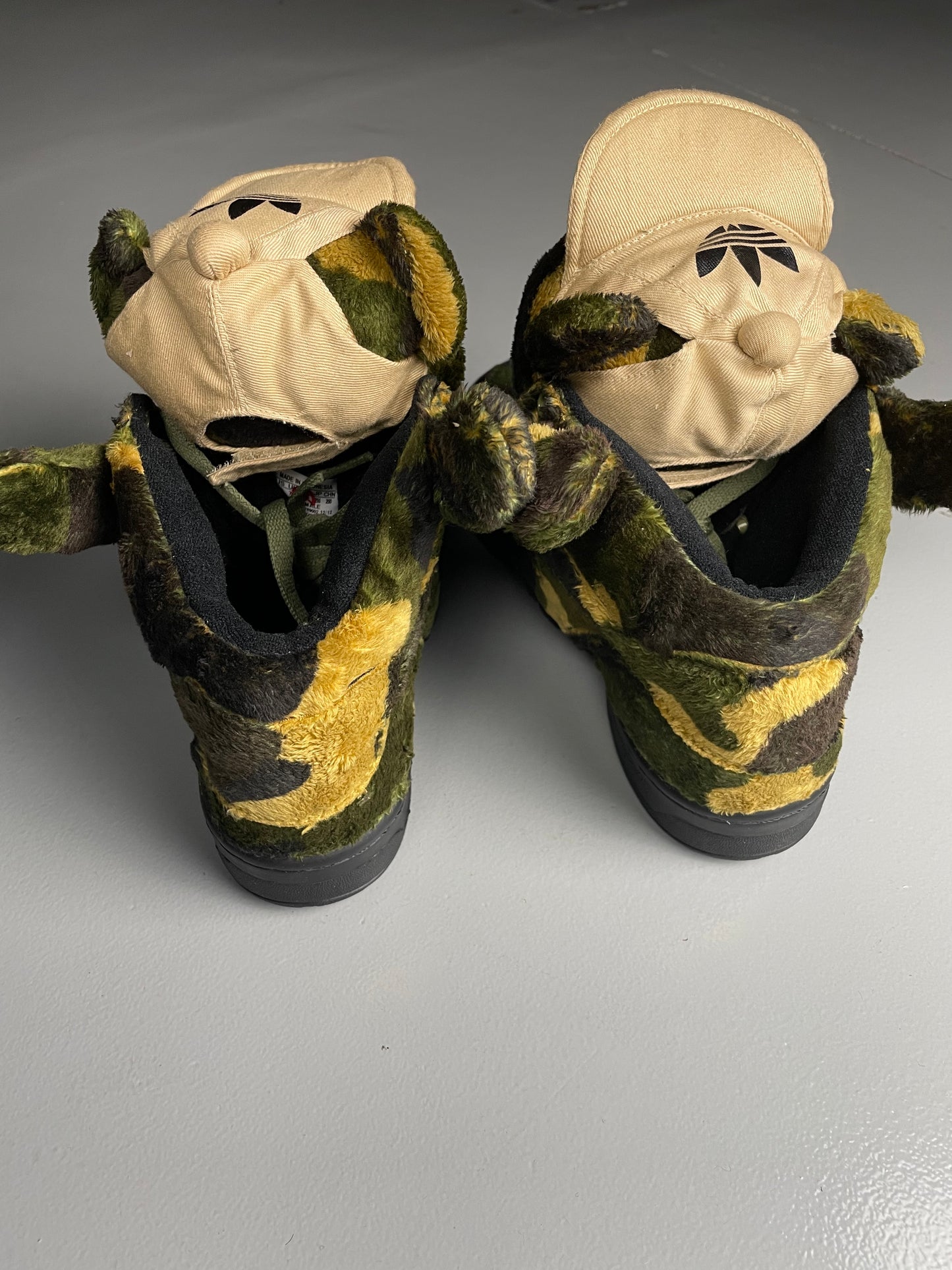adidas Originals by Jeremy Scott S/S 2013 JS Camo Bear - size 40 2/3