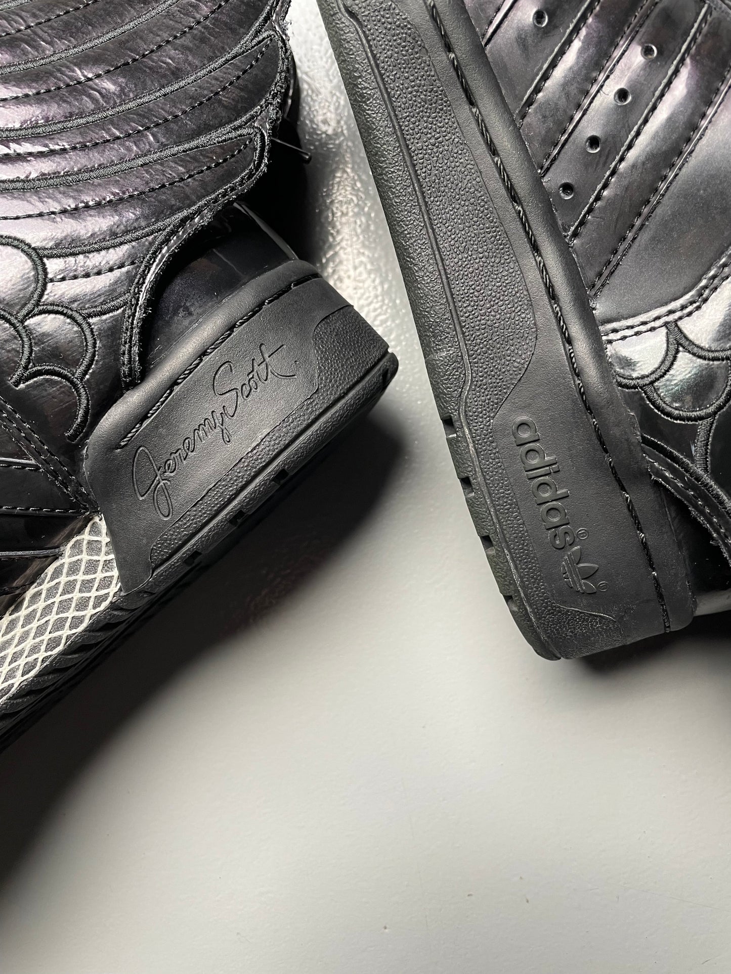adidas Originals by Jeremy Scott S/S 2013 JS Wings 2.0 "Patent Black" - size 41 1/3