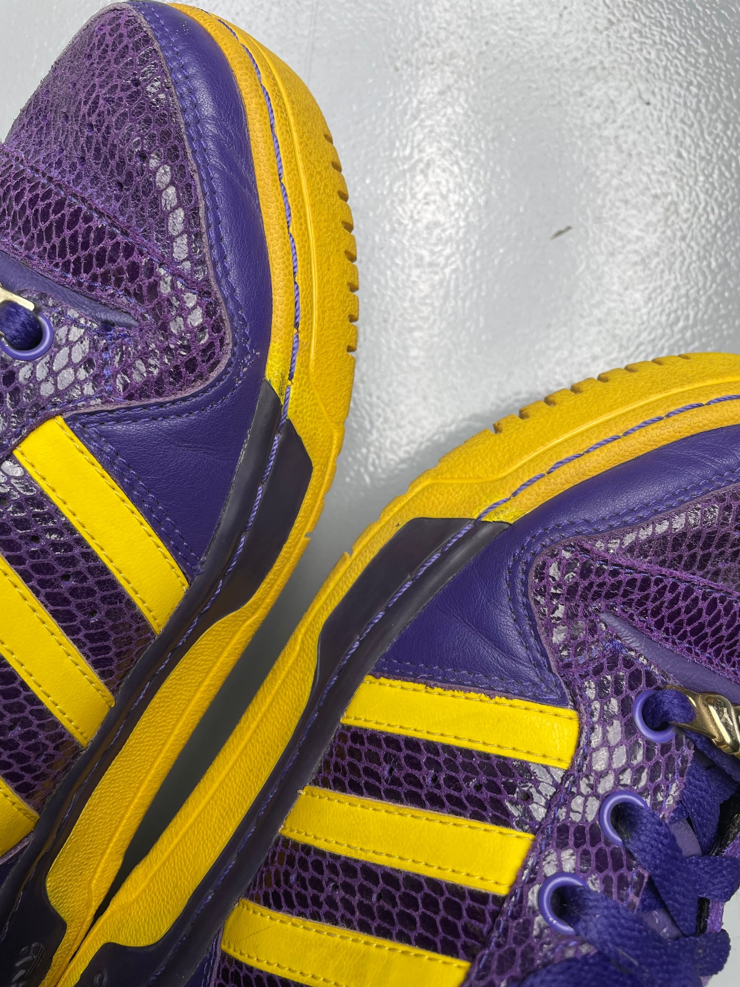 adidas Originals by Jeremy Scott S/S 2009 JS Logo (purple/yellow) - size 36 2/3