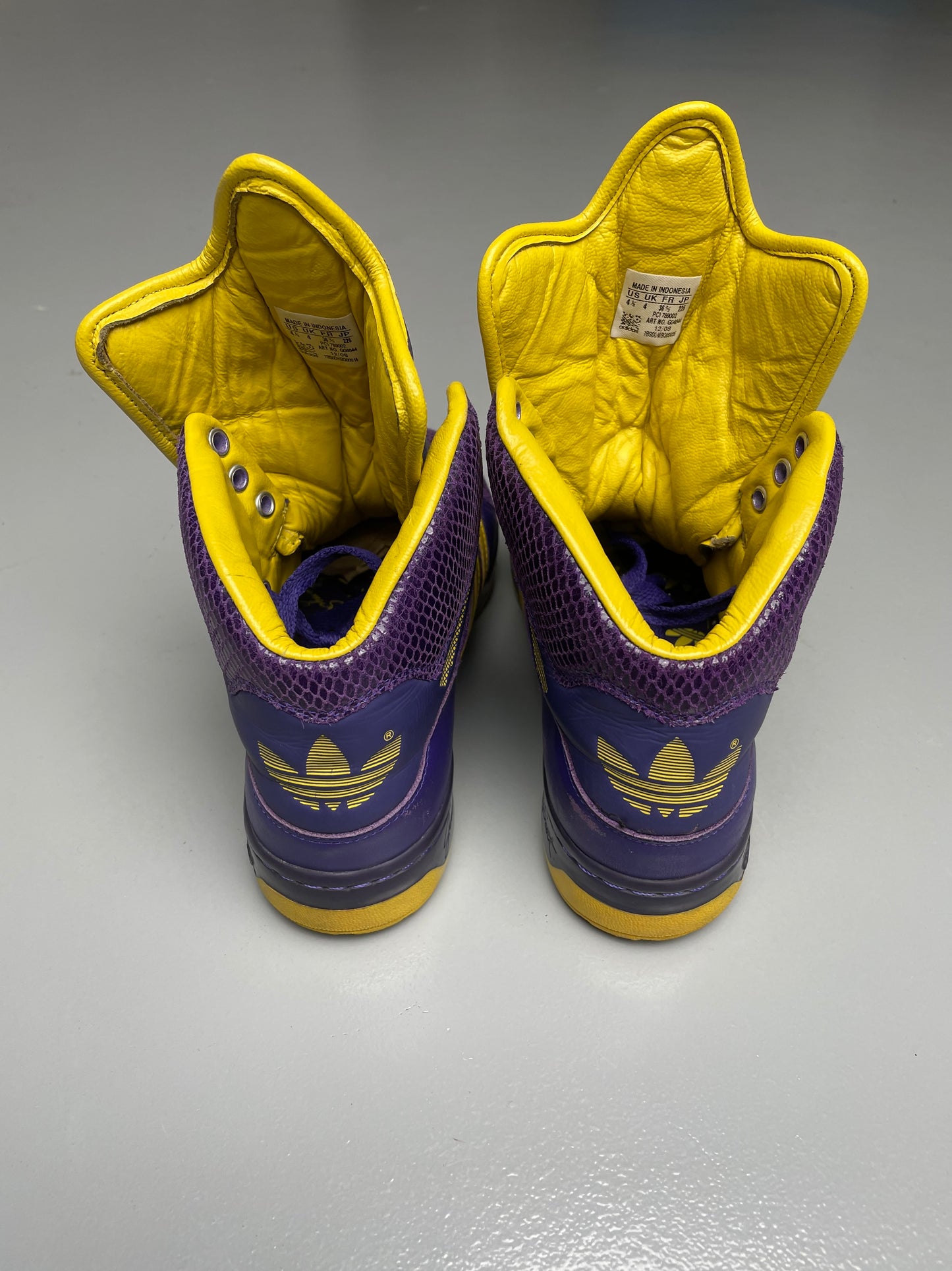 adidas Originals by Jeremy Scott S/S 2009 JS Logo (purple/yellow) - size 36 2/3