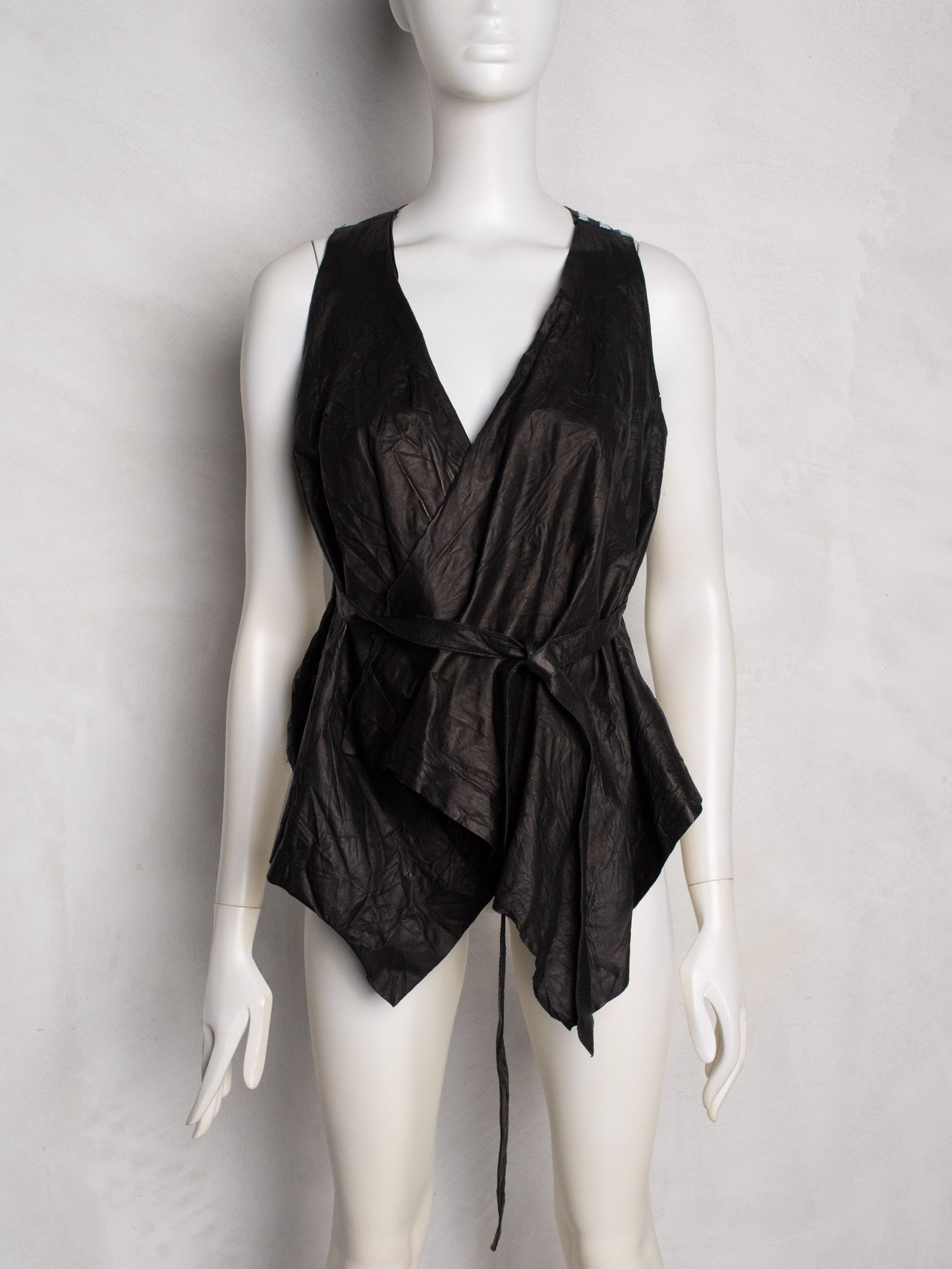 Y-3 S/S 2011 leather vest - size M