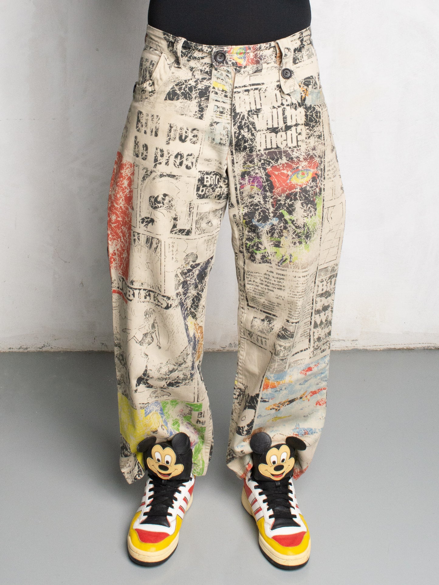 Y's - S/S 2013 - manga print pants - size 3