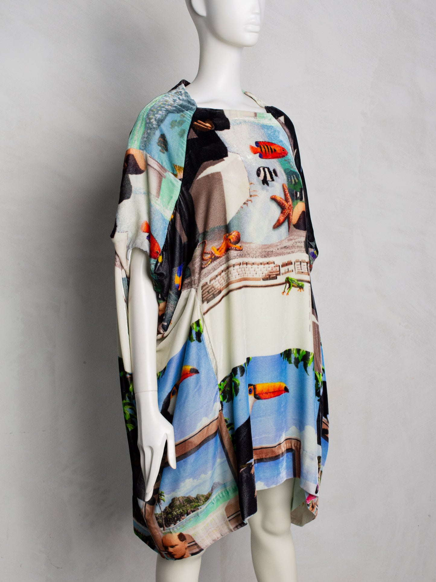 Bernhard Willhelm - A/W 2014 - computer graphic "Boxcutter" oversized top - one size
