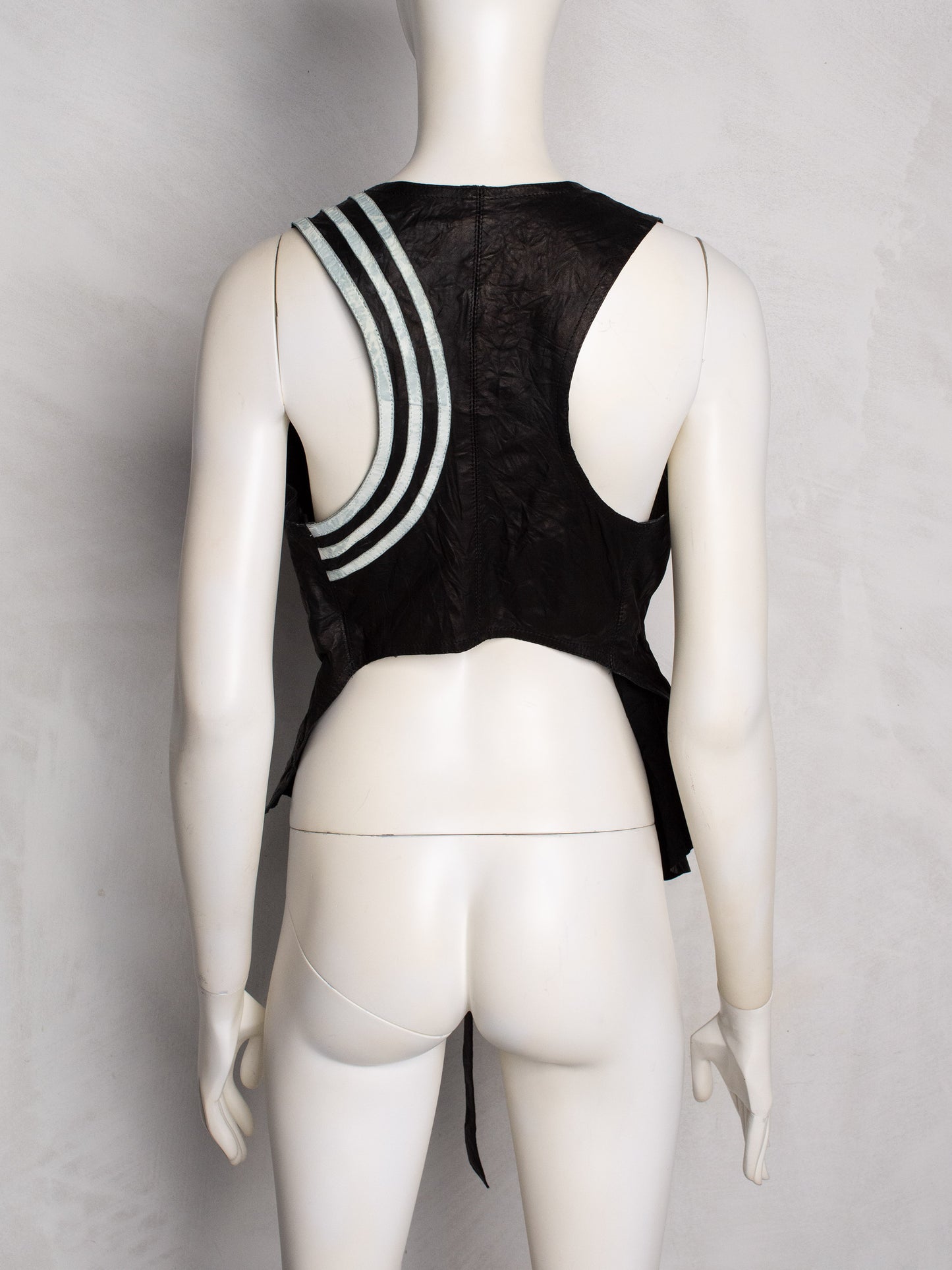 Y-3 S/S 2011 leather vest - size M
