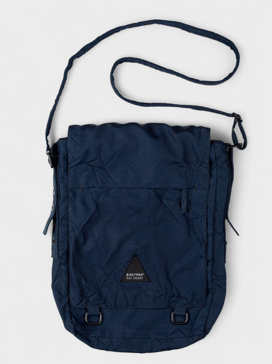 Eastpak X Raf Simons - A/W 2008 - (sample) wrinkled flapbag (blue)
